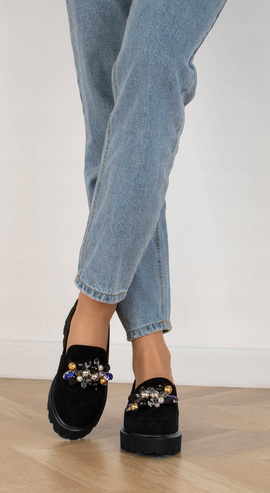 MOKASYNY PÓŁBUTY CZARNE ZAMSZOWE Z KRYSZTAŁKAMI LOAFERSY 38 Płeć kobieta