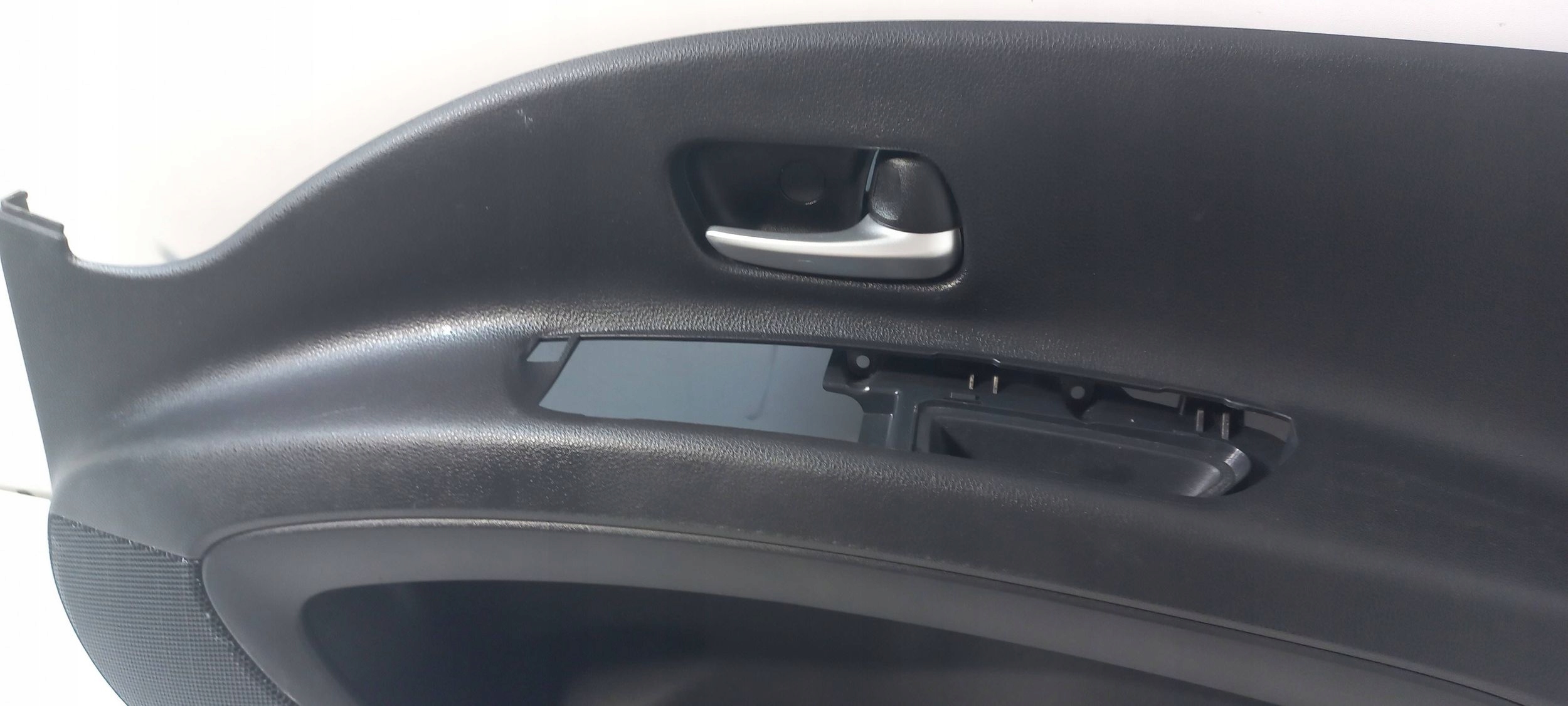 Toyota Aygo X side door front right 676100H130 (ET149)