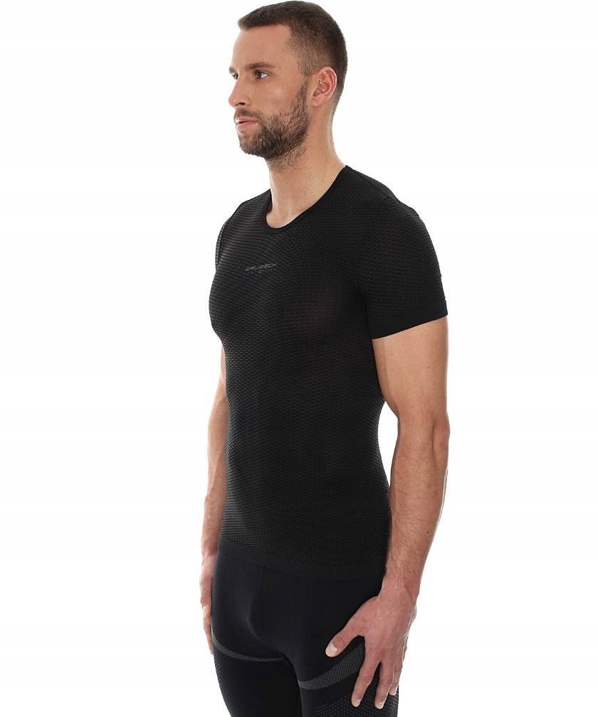 SPORTOWA TERMOAKTYWNA KOSZULKA BASE LAYER BRUBECK Dekolt okrągły