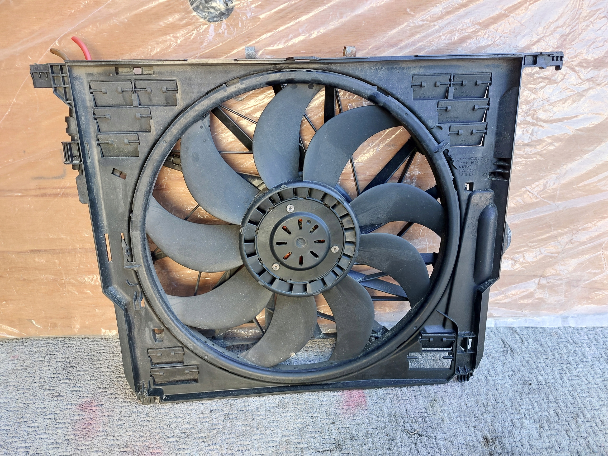 ventilátor chladiče BMW F01 4578976 7575564