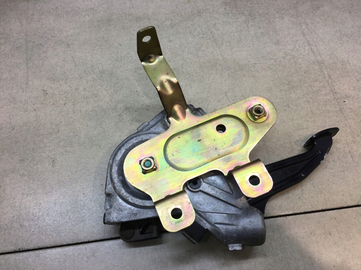 PEDAL elektronske rucne kocnice PHAETON 3.2 V6 3D1712303C