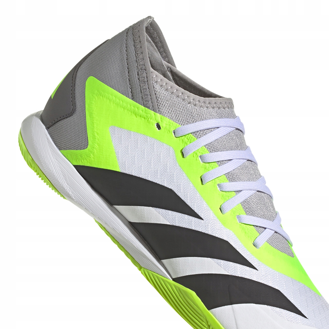 HALÓWKI BUTY PIŁKARSKIE HALOWE Męskie Adidas Predator Accuracy3 IN r 43 1/3 Model Predator Accuracy.3 IN
