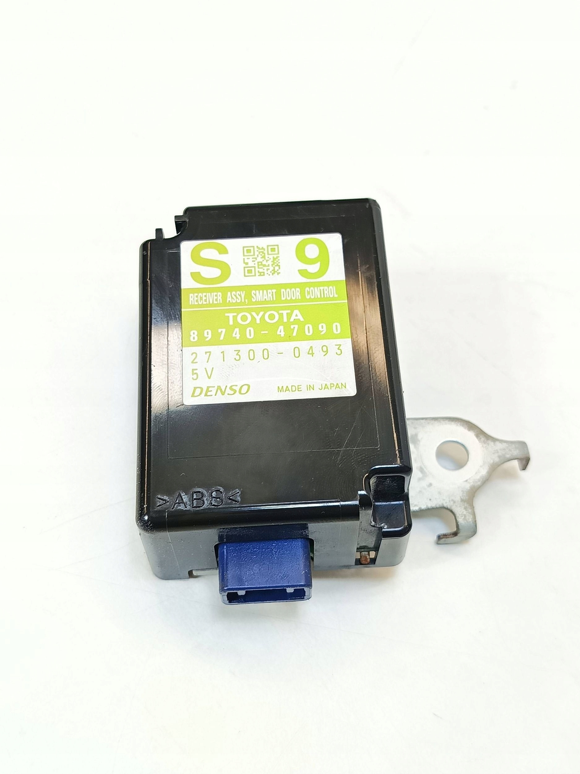 TOYOTA PRIUS + PLUS 12-16 STEROWNIK MODUŁ ZAMKA CENTRALNEGO