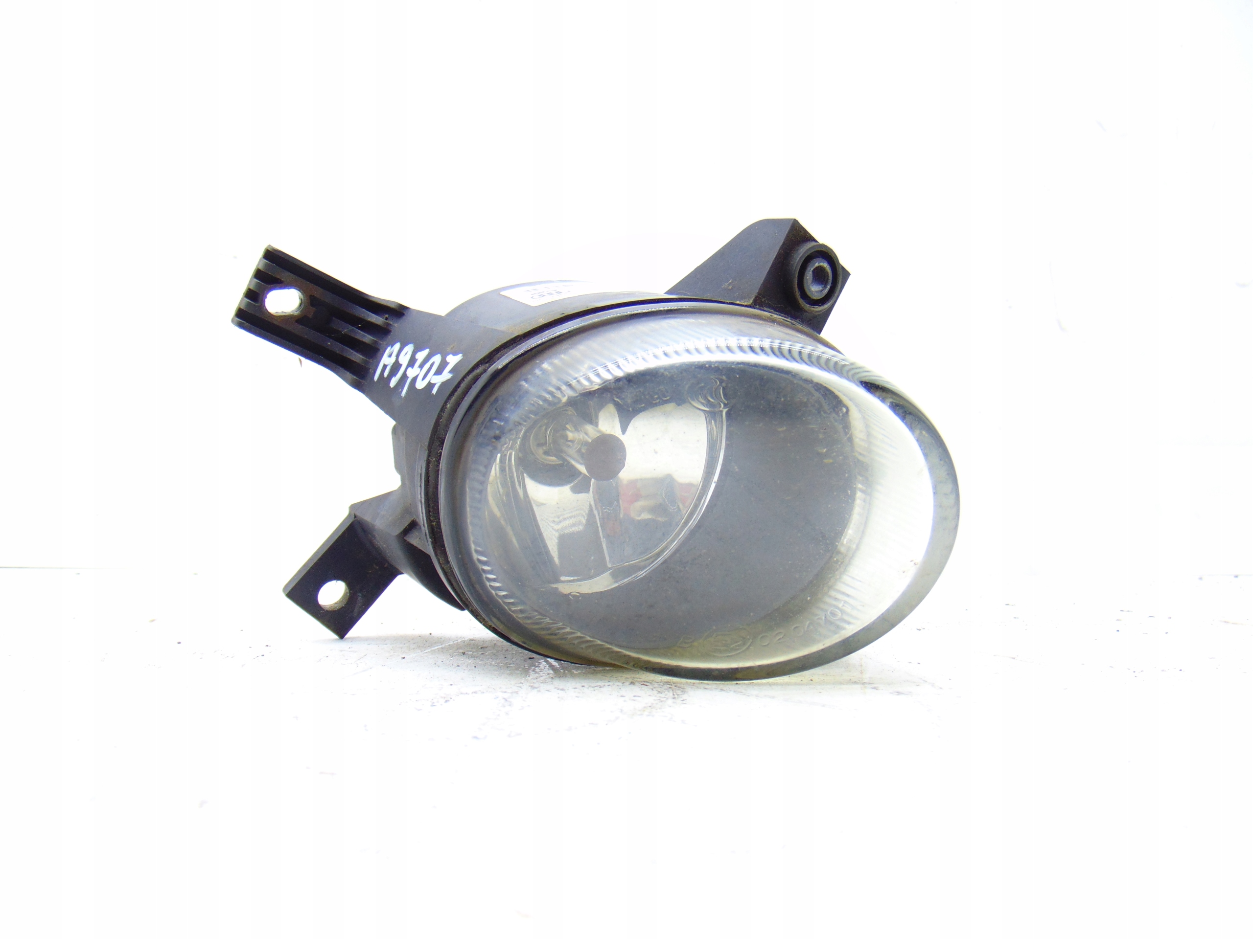 AUDI A3 A4 A5 ПРОТИВОТУМАНКА PRAWYe0941700c