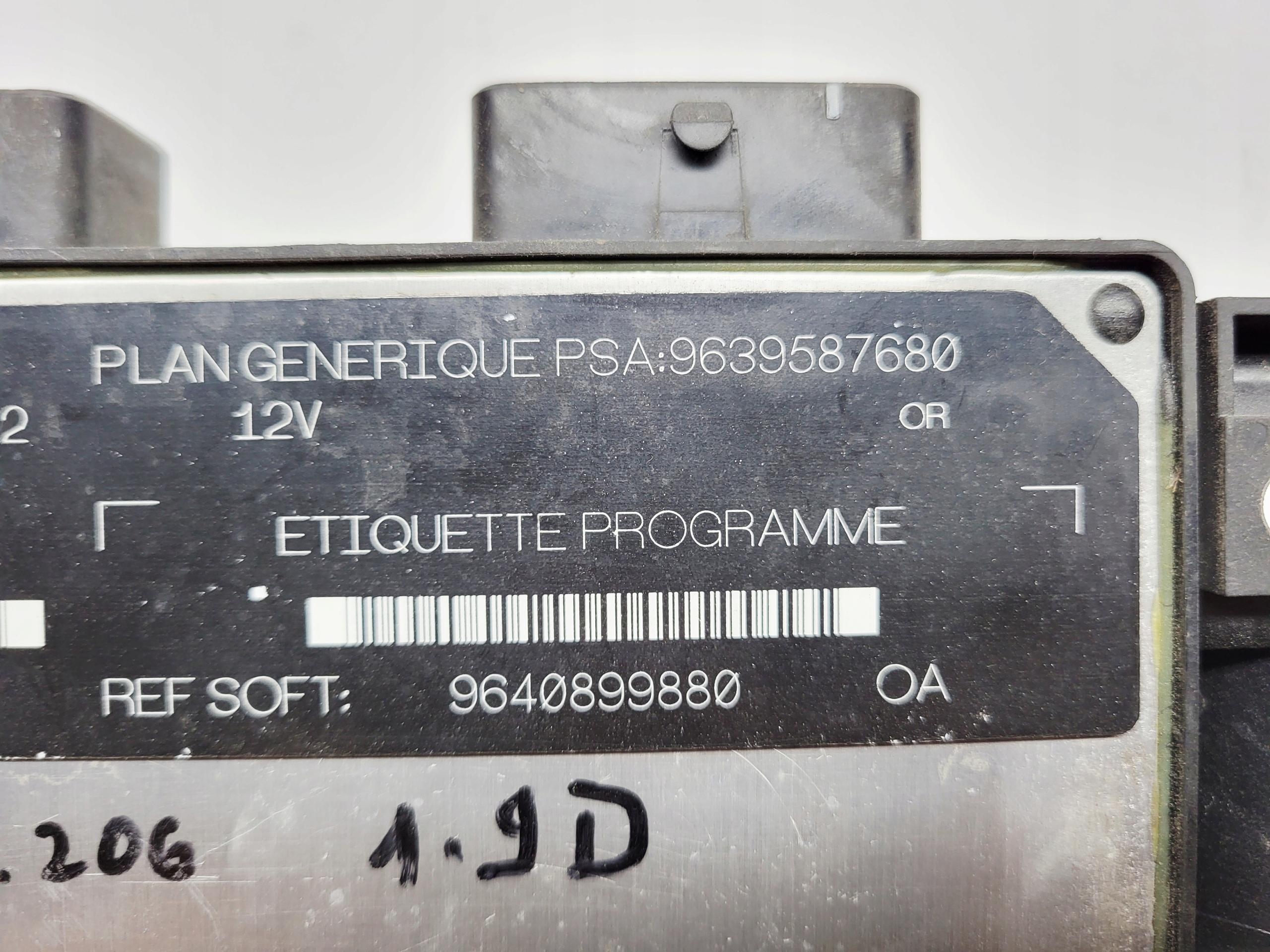 computer control unit of the engine PEUGEOT 206 1.9D 9639587680 9640899880
