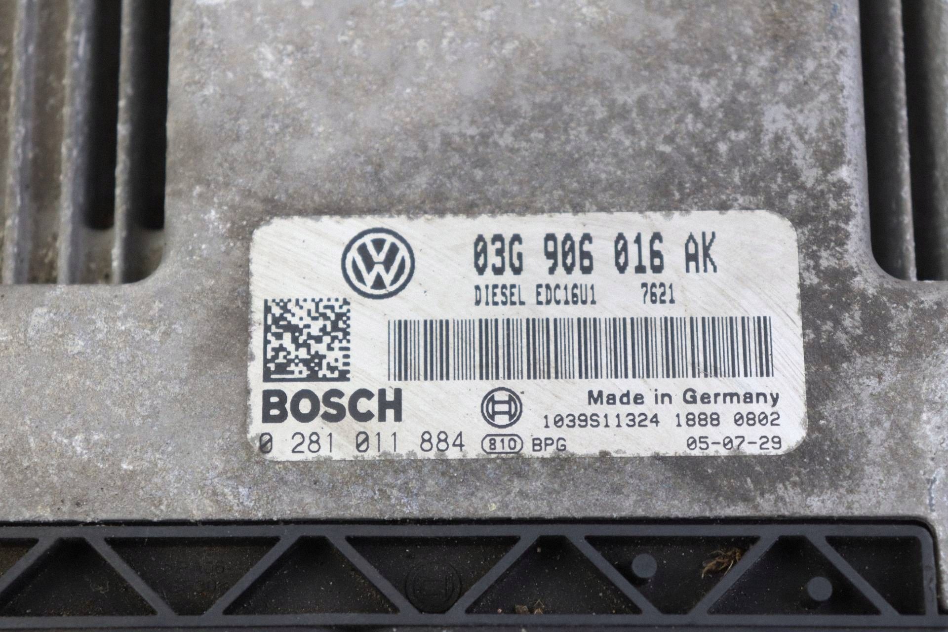 SEAT LEON II module unité de commande électronique uce moteur 1.9 TDI 03G906016AK 0281011884
