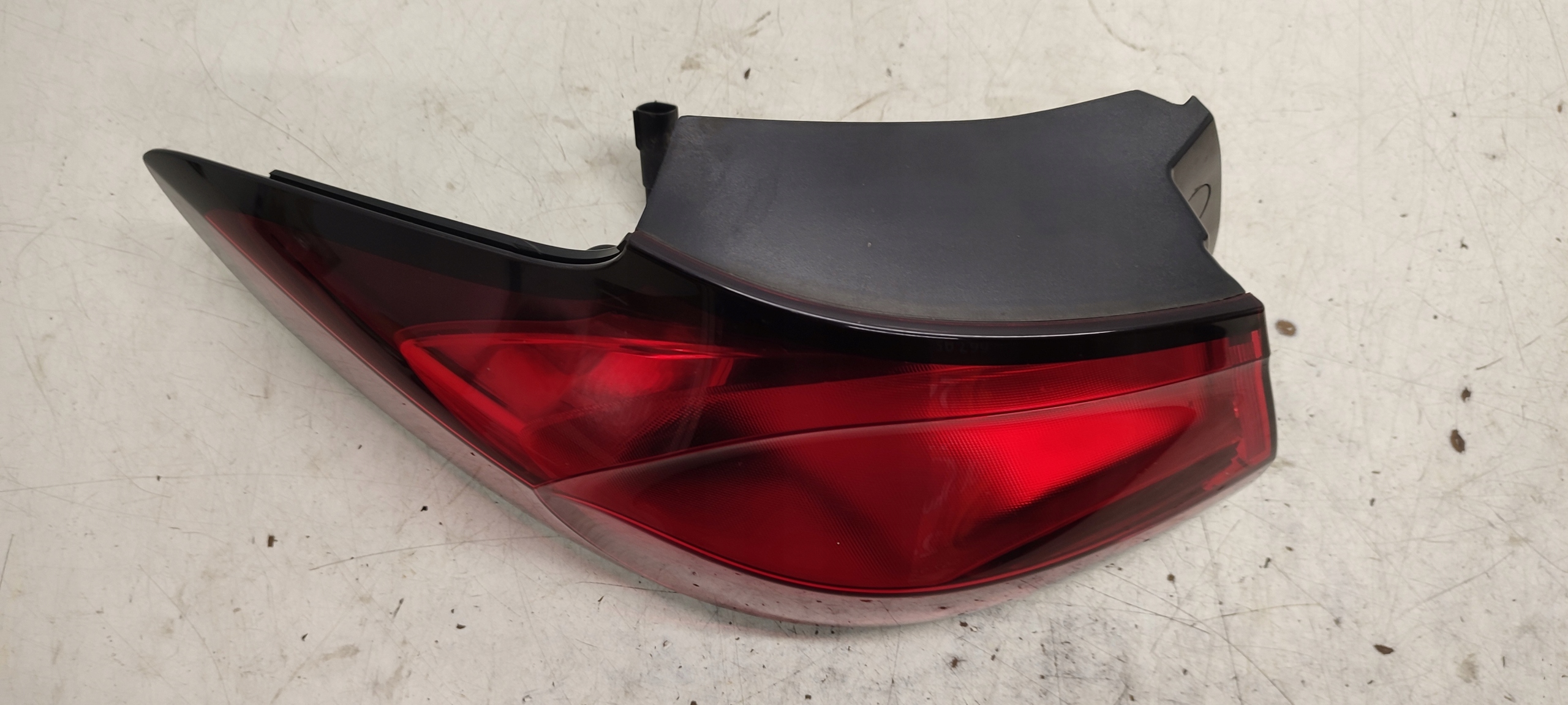 light left rear part europa 13279784 Opel Zafira C