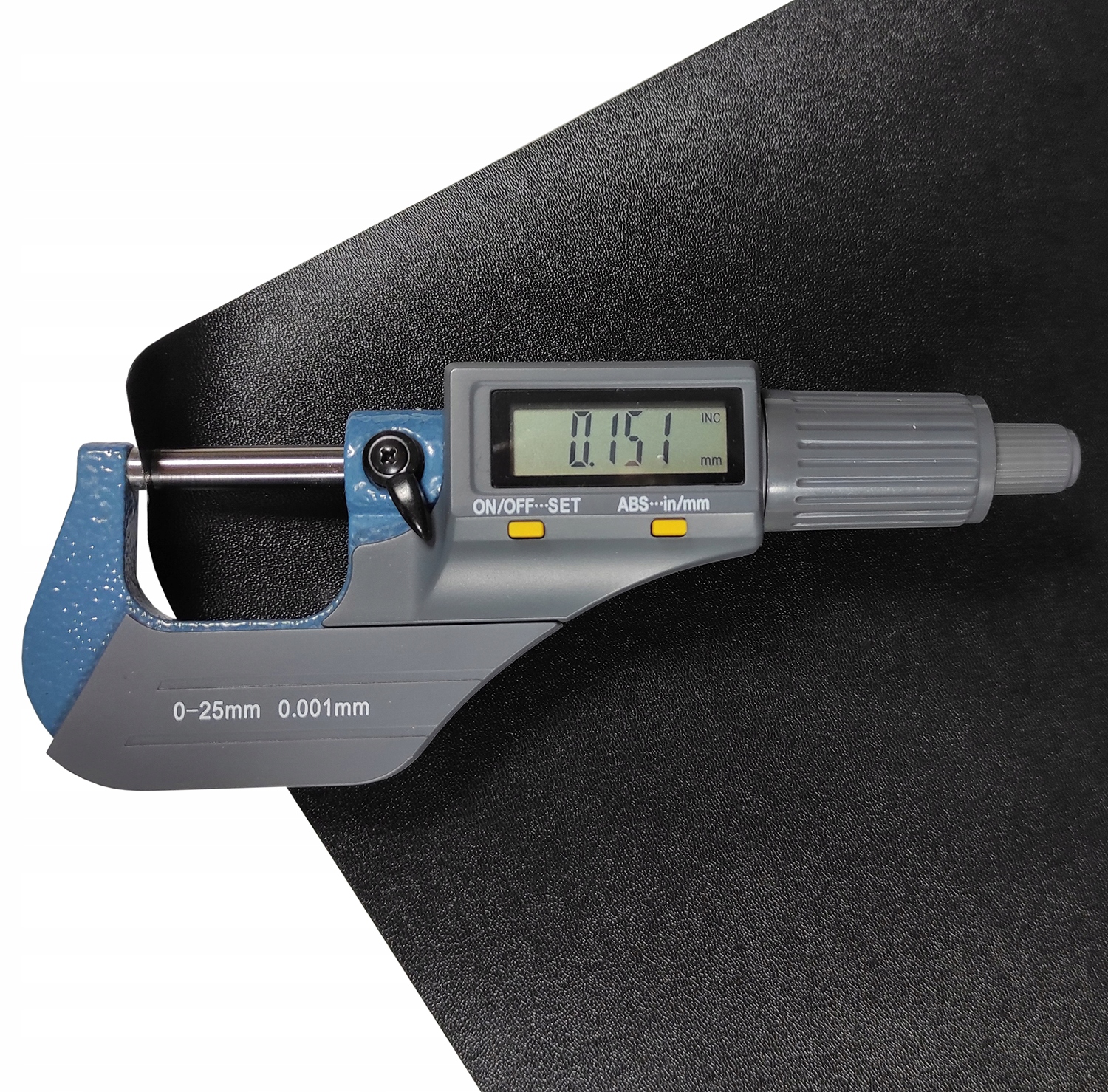 TAŚMA CARBON ZABEZPIECZAJĄCA PROGI 10x500cm +RAKLA Producent inny