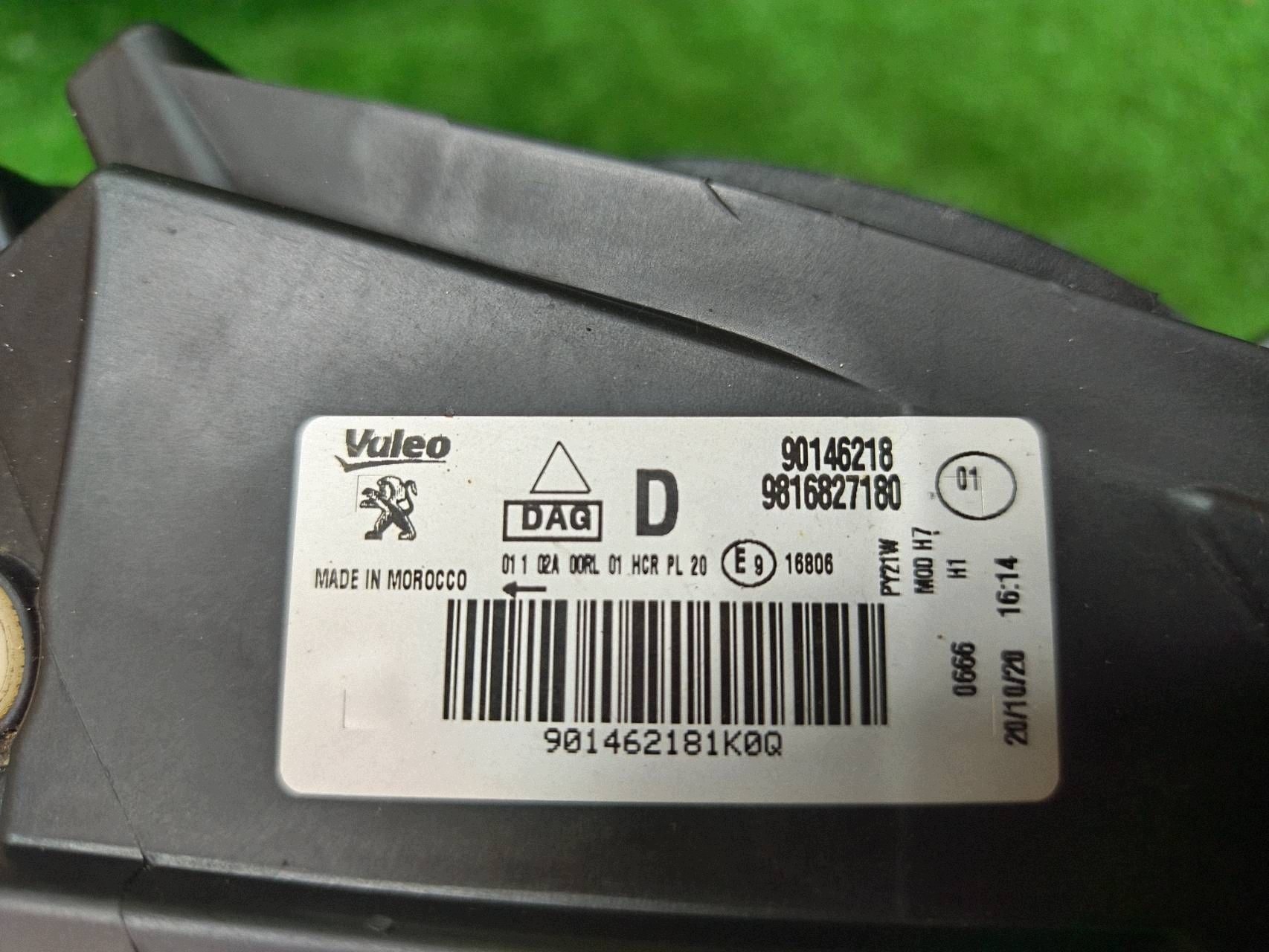 REFLEKTOR right front PEUGEOT RIFTER 18- lens LED NR.R1568
