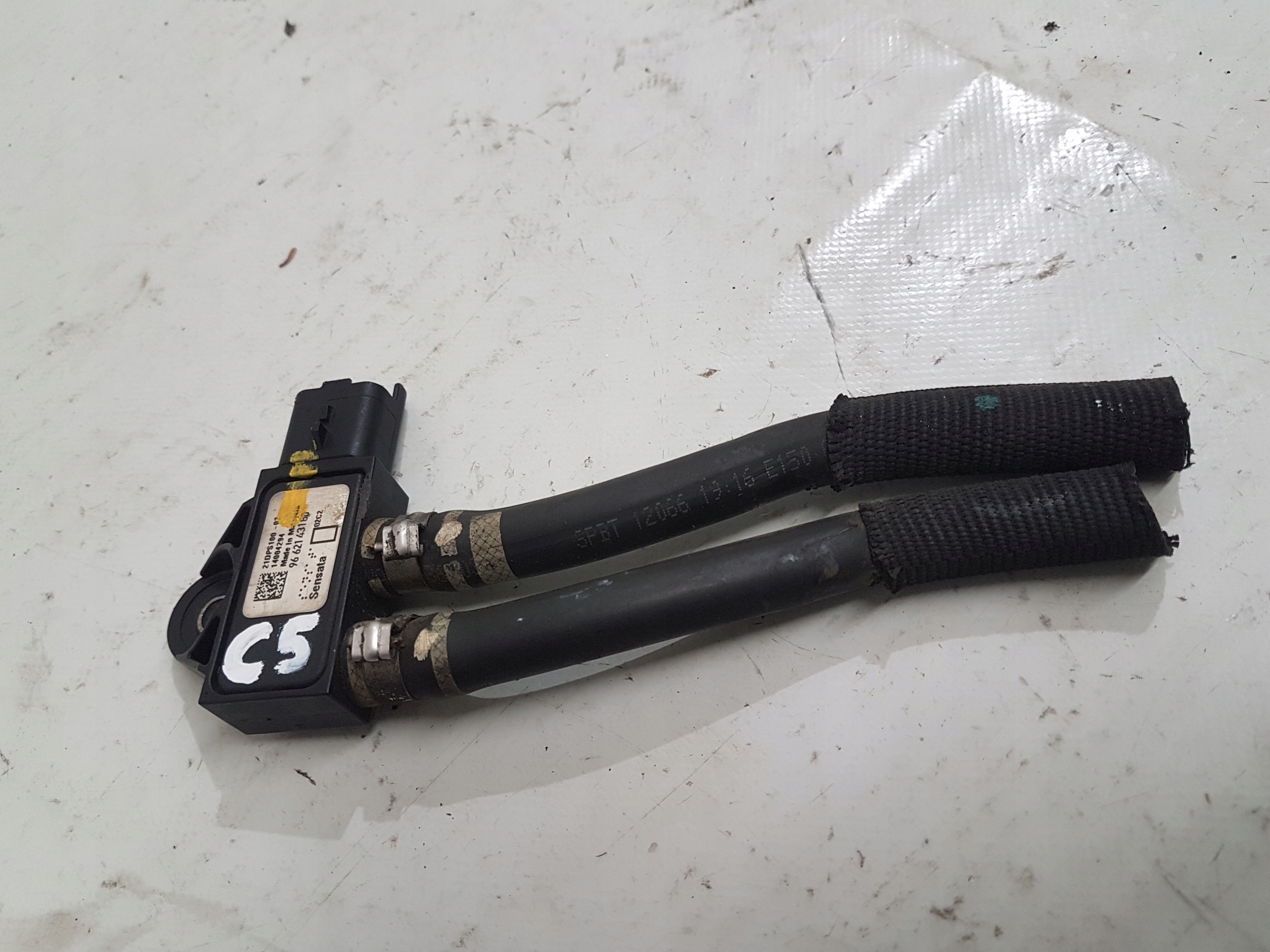 CITROEN C5 III CZUJNIK CIŚNIENIA SPALIN 9662143180