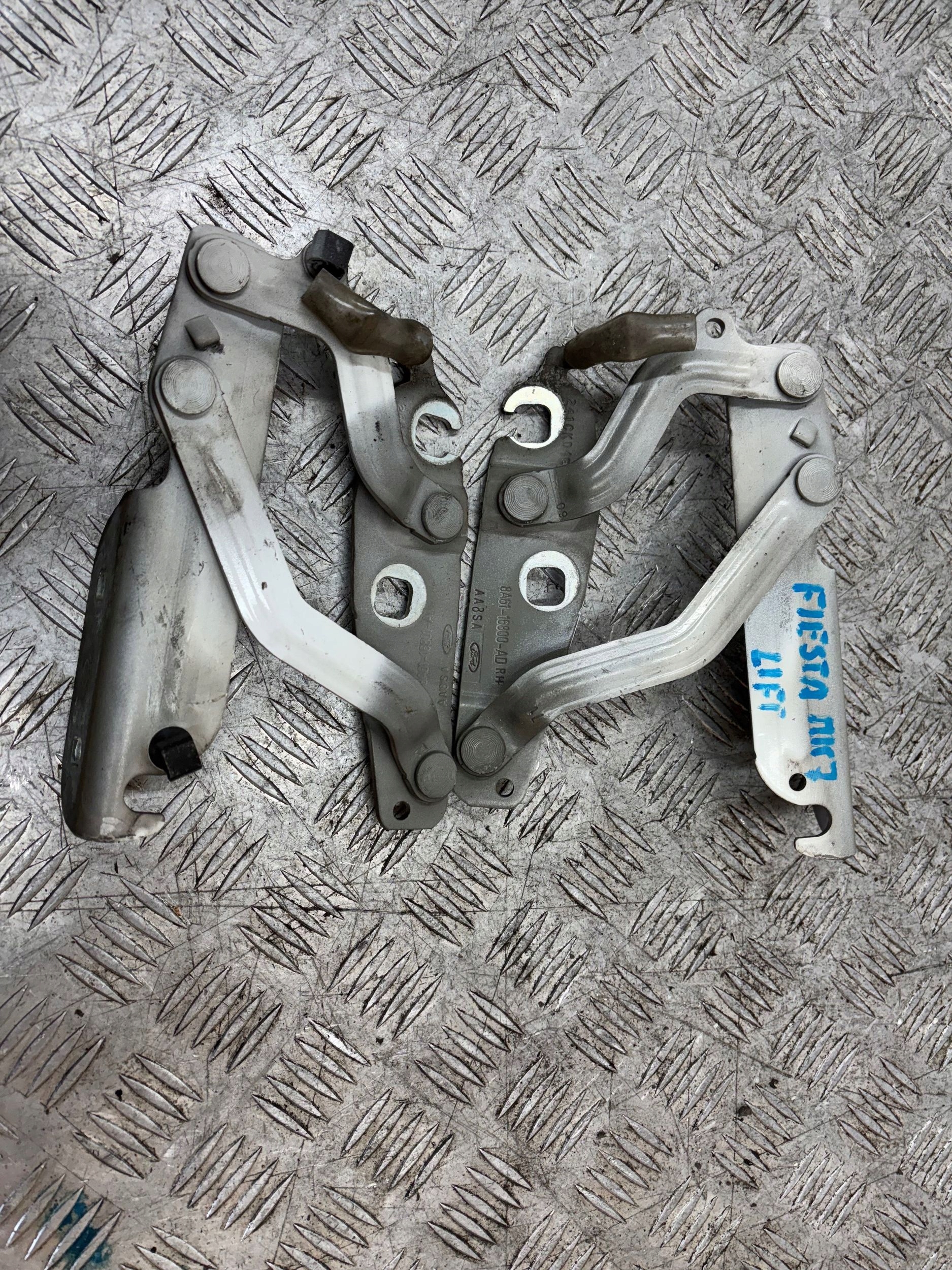 hinge bonnet hinges left right FORD FIESTA MK7 LIFT 12