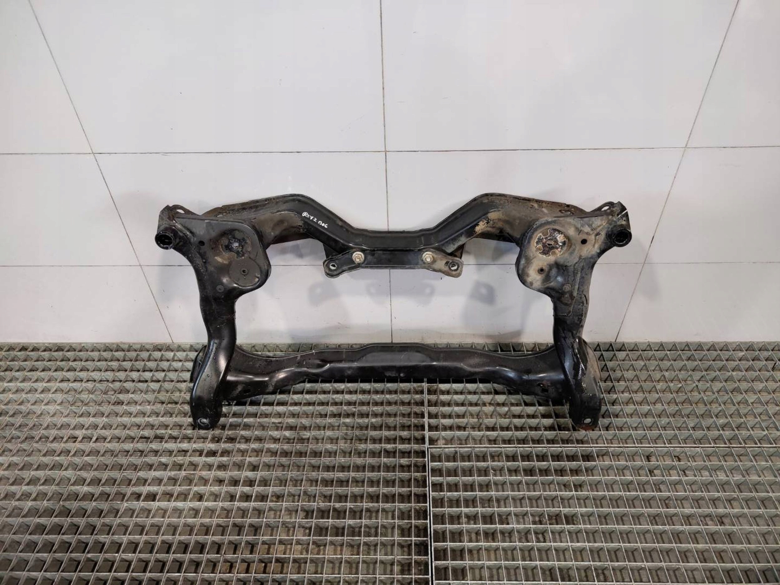 BELKA SANKI WÓZEK ZAWIESZENIE PRZÓD PRZEDNIE MERCEDES SLK W172 R172