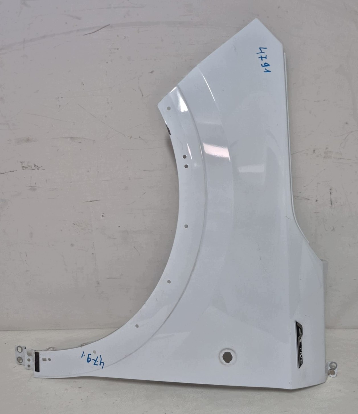 FORD TRANSIT COURIER TOURNEO II 23- fender left front front