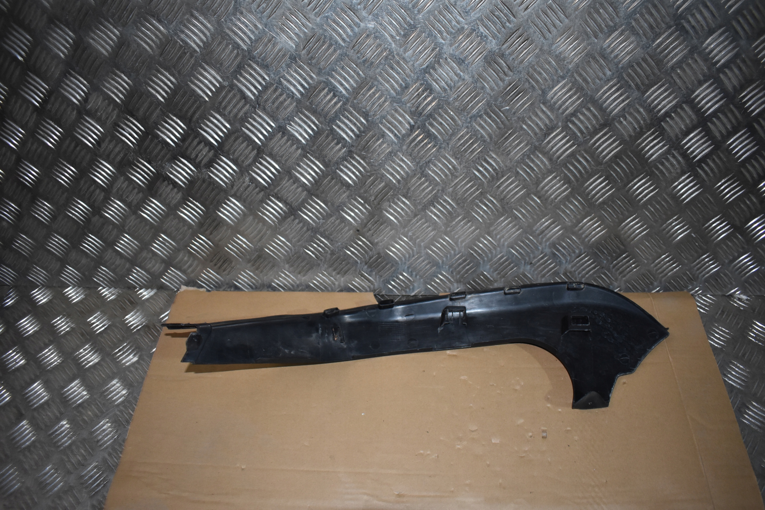 IDEALNA Blende Abdeckung Leuchte heck rechts MERCEDES W217 1