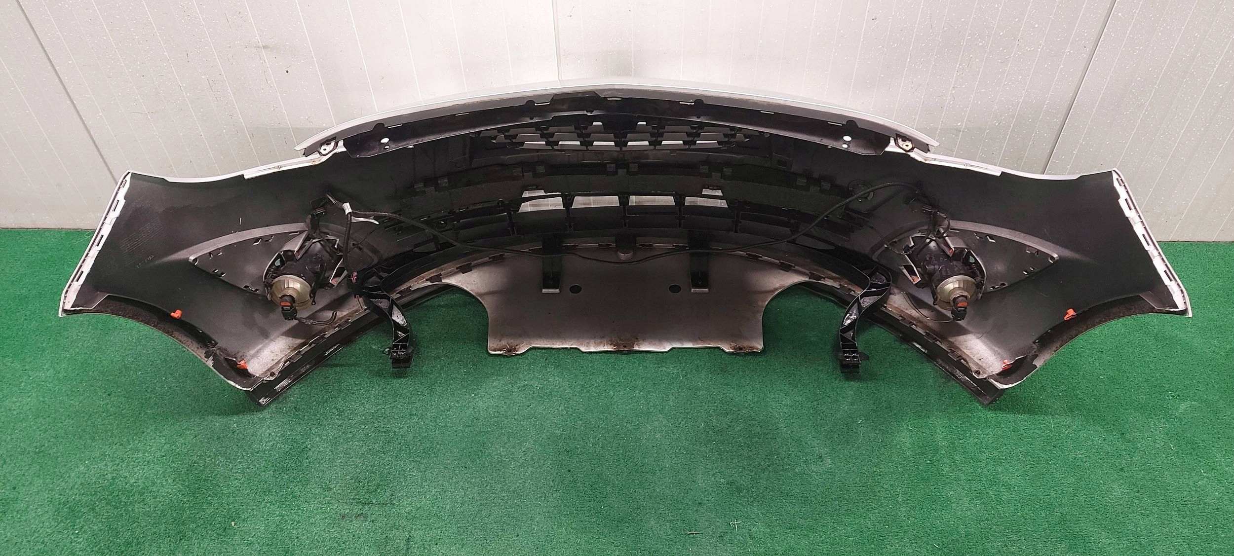 bumper front complete OPEL MERIVA B sensors LAK: Z176