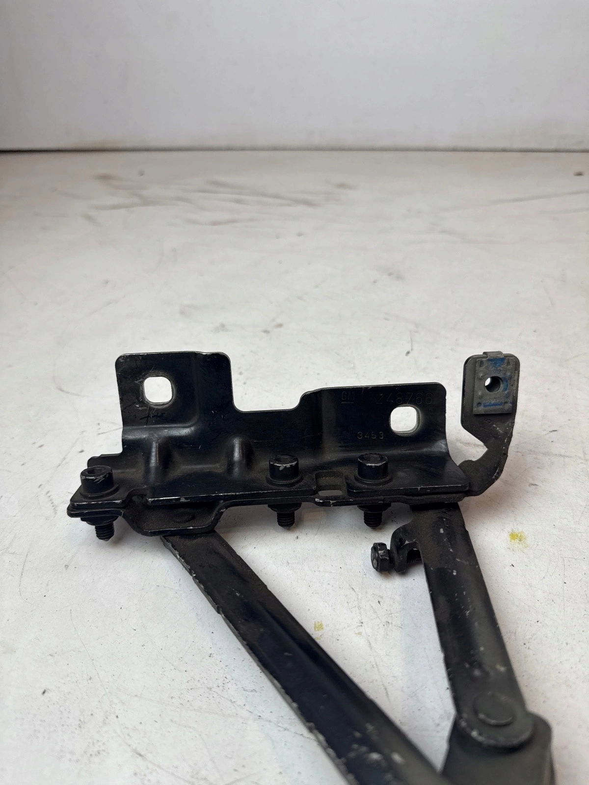 hinge bonnets front front right Opel Insignia A