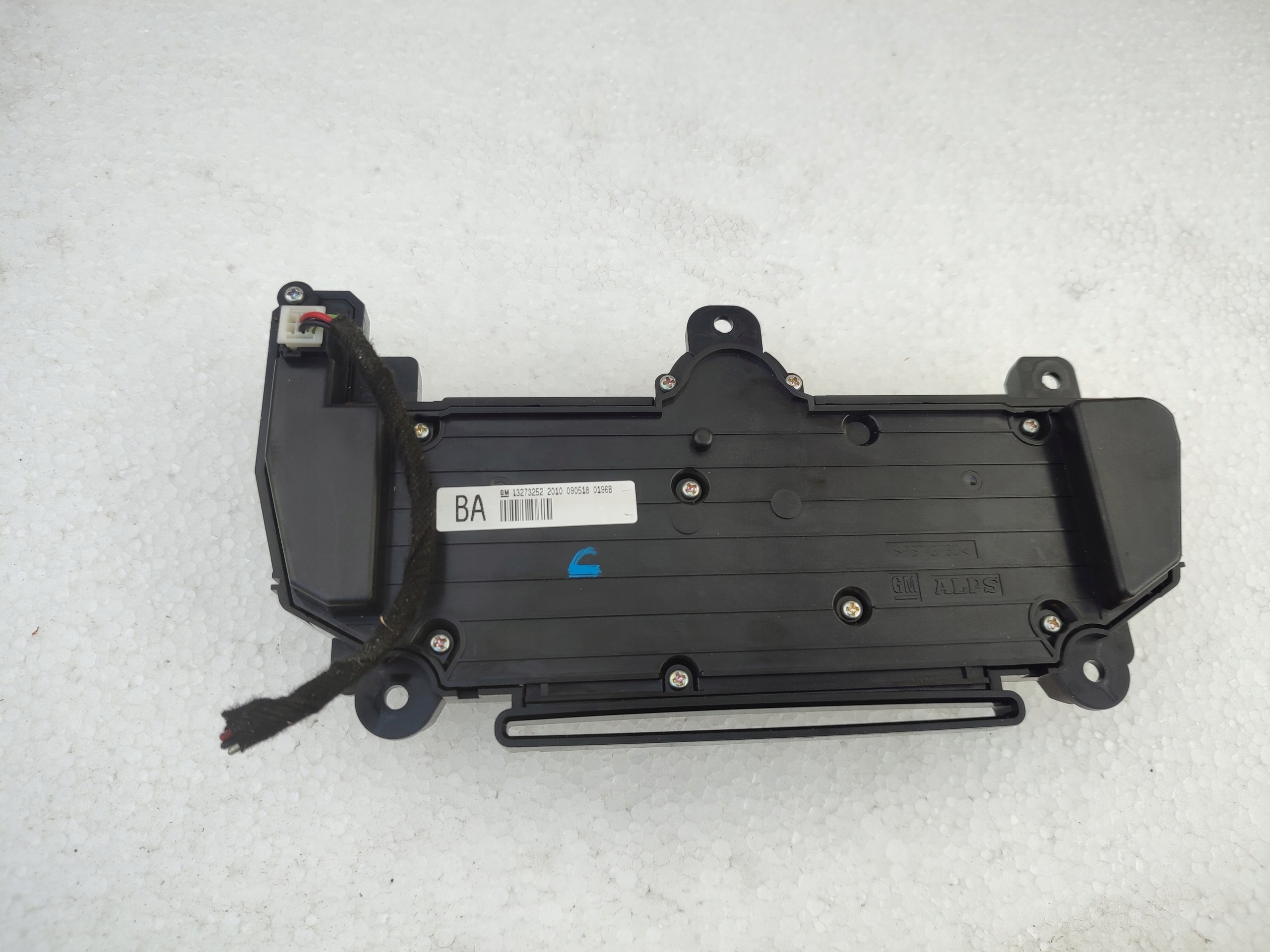 Unite commande clima RADIA OPEL INSIGNIA A 13273252