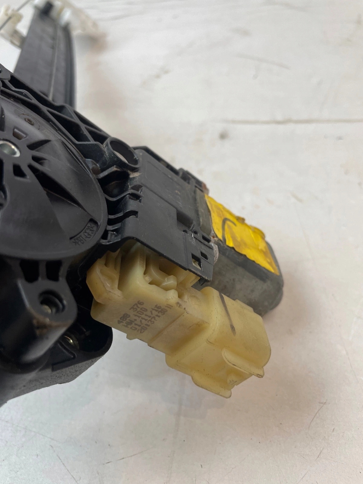 mechanism window regulator right rear part Ford S-Max MK2