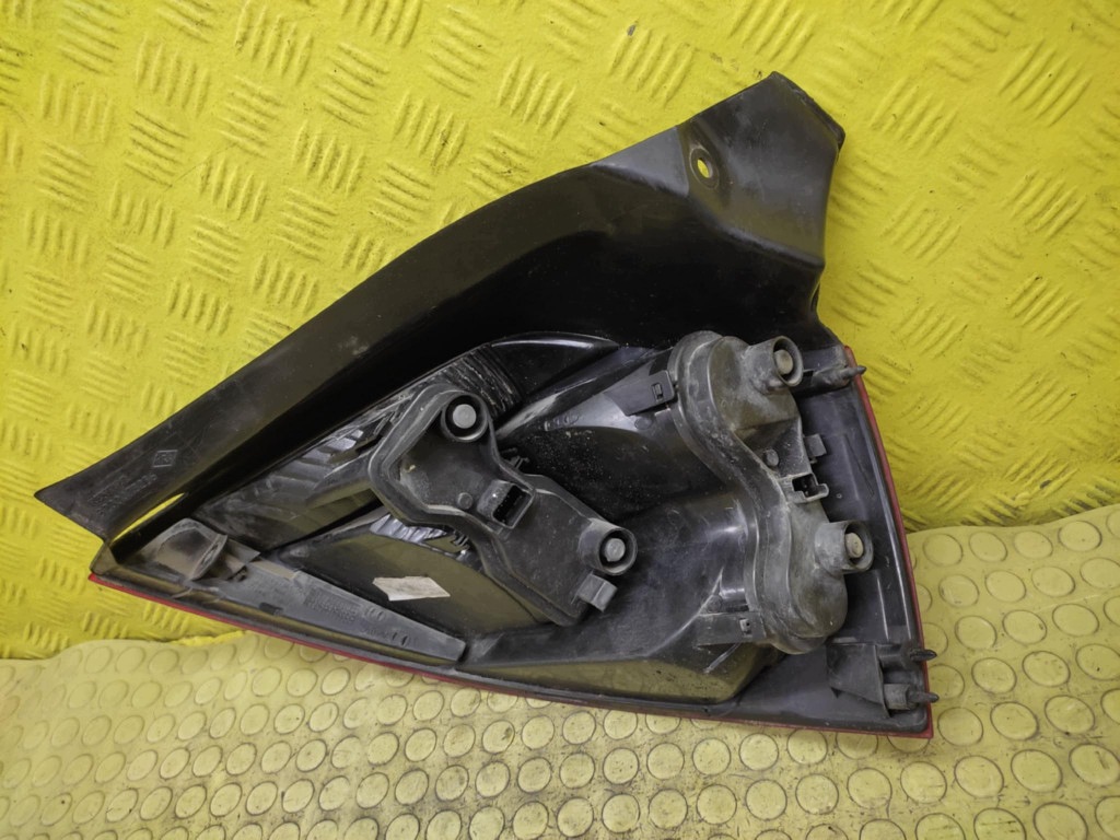 RENAULT MEGANE II light left rear part 8200073236