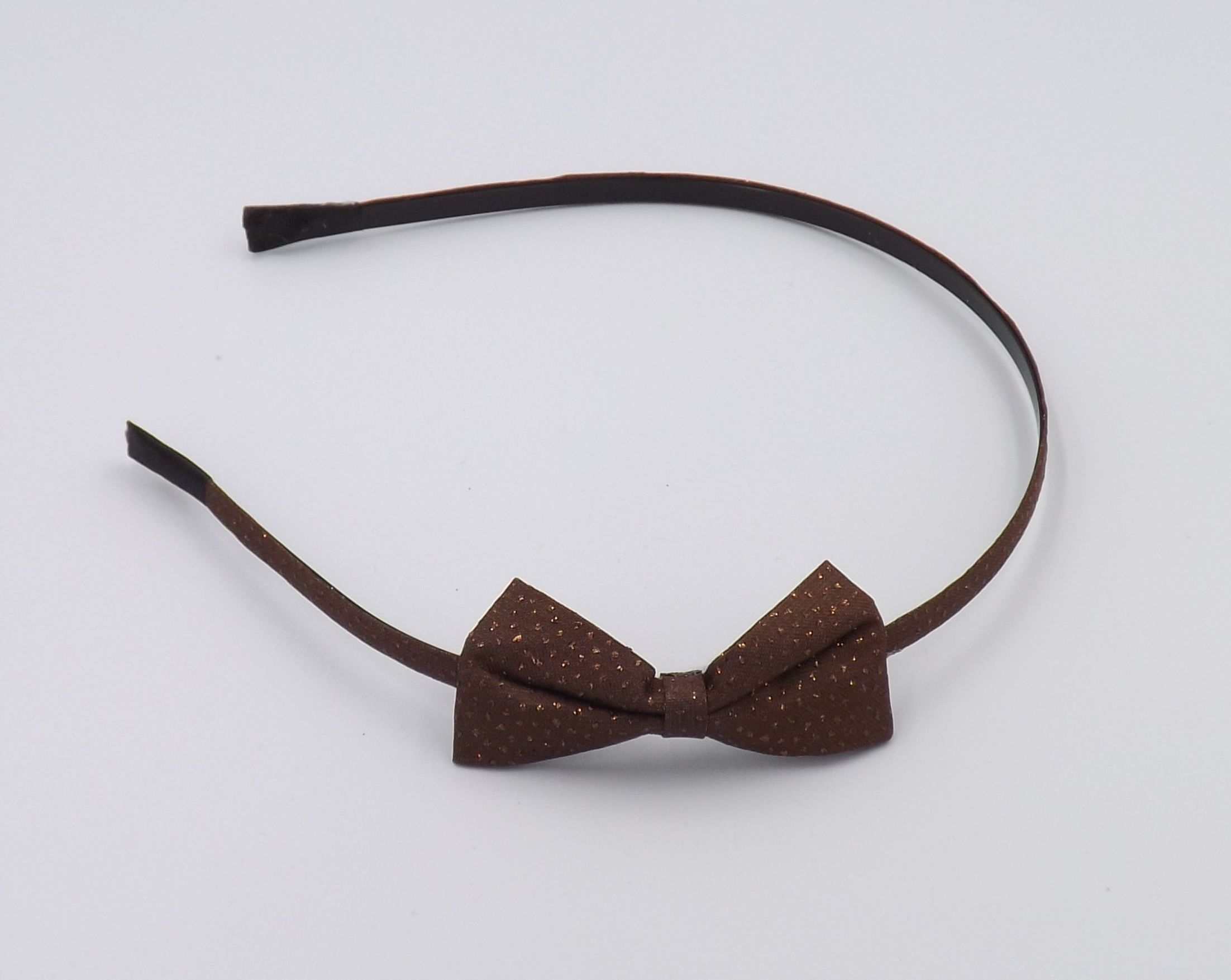 OPASKA Z KOKARDKĄ BRĄZOWA / 03713