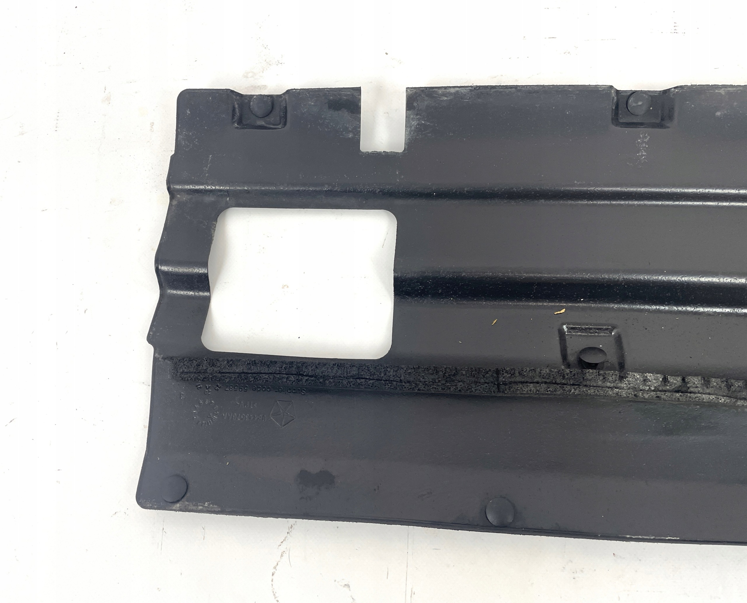 Ram 1500 TRX 2021-24 cover below radiator 6.2