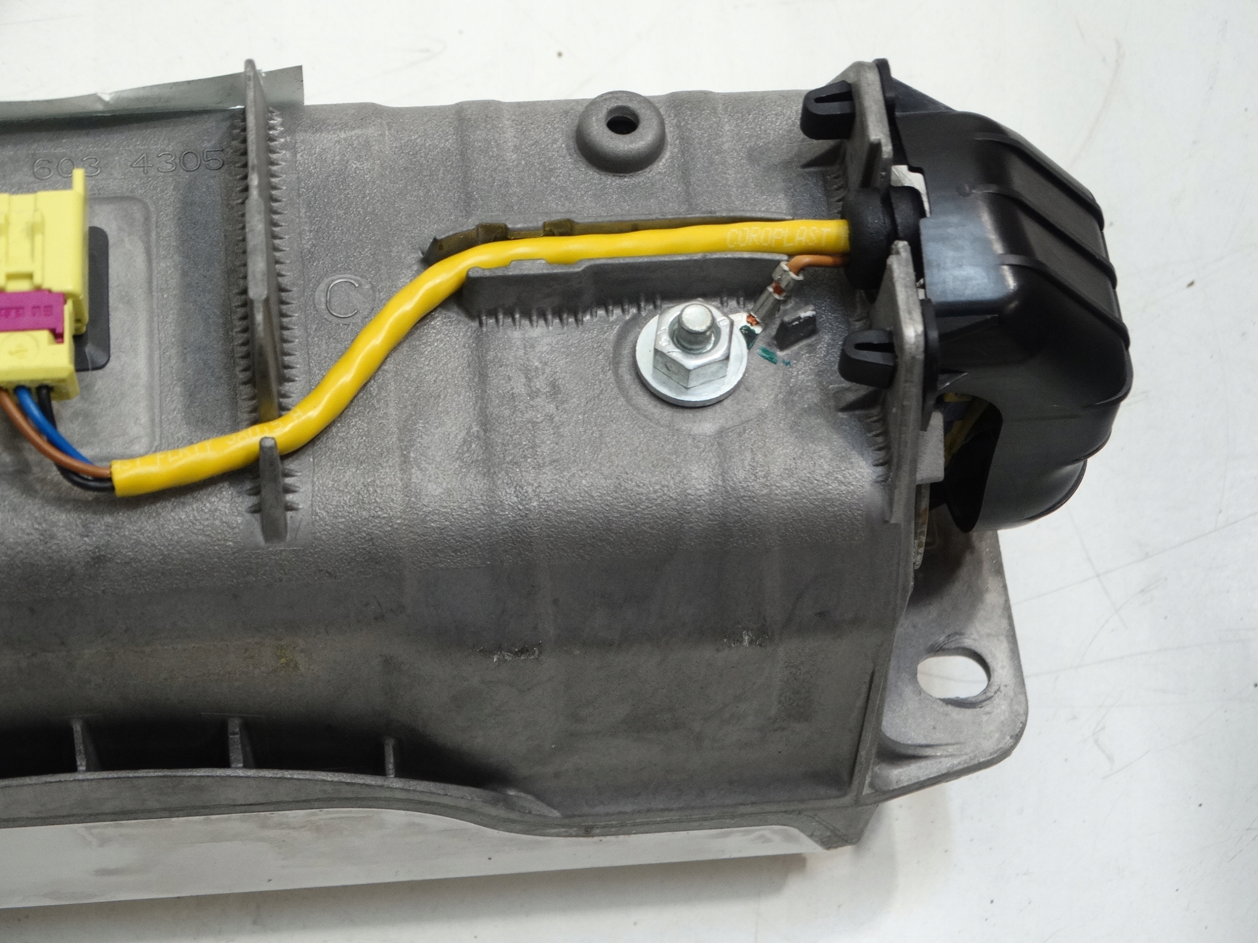 airbag airbag spolujezdce SEAT ALTEA 2007R. 5P0880204B
