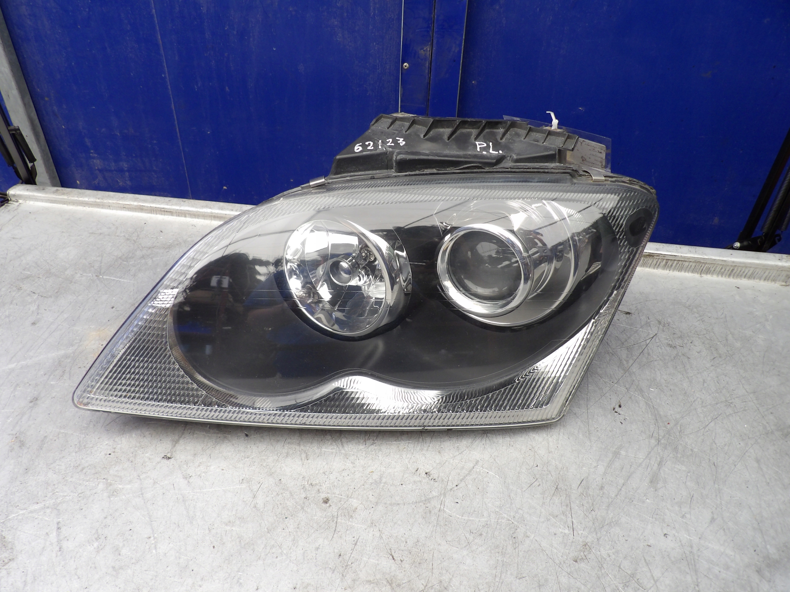 light PL xenon Chrysler Pacifica 3.5B Wersja USA