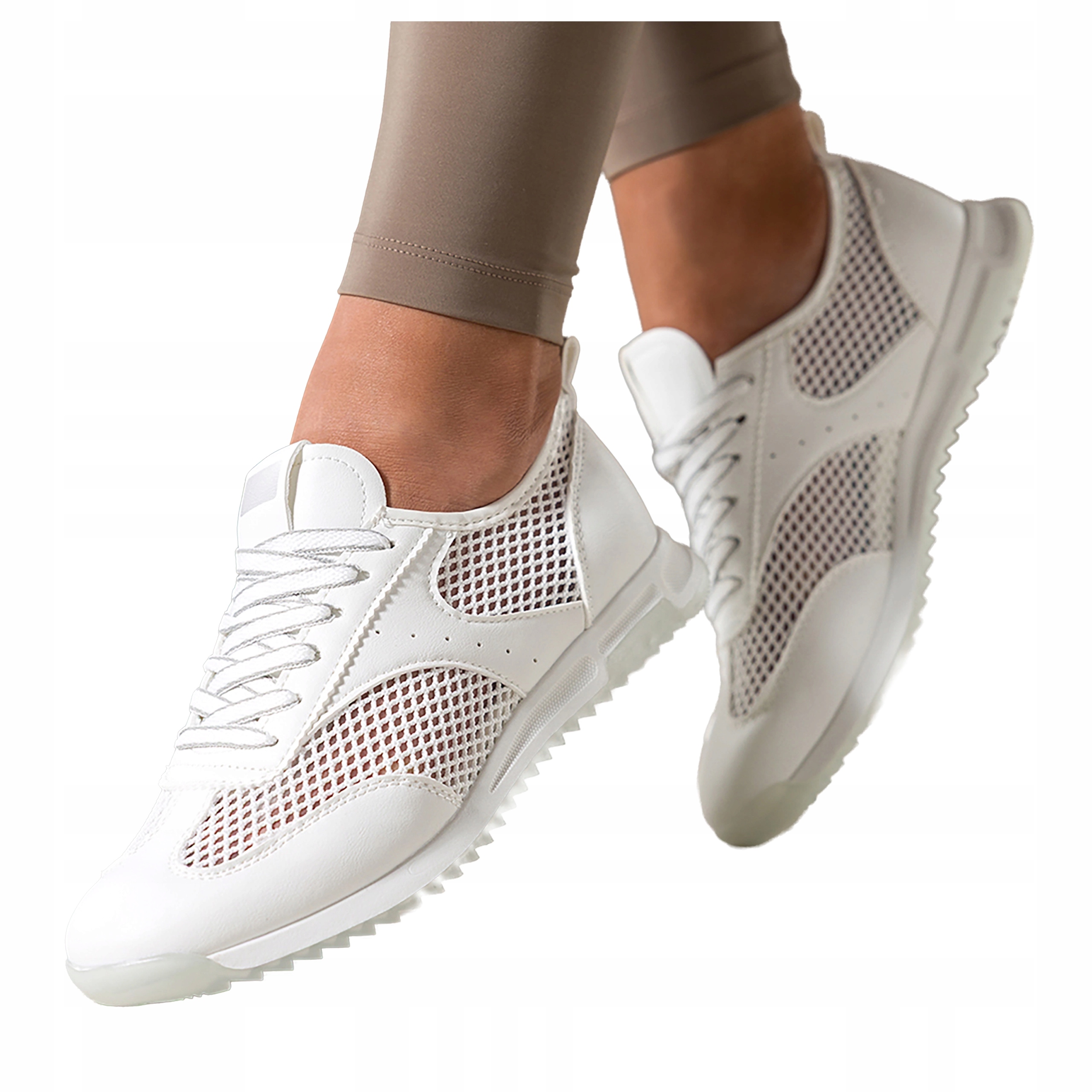 Bílé dámské tenisky se síťkou a šněrovacími pásky, pohodlné, lehké, sportovní, velikost 41