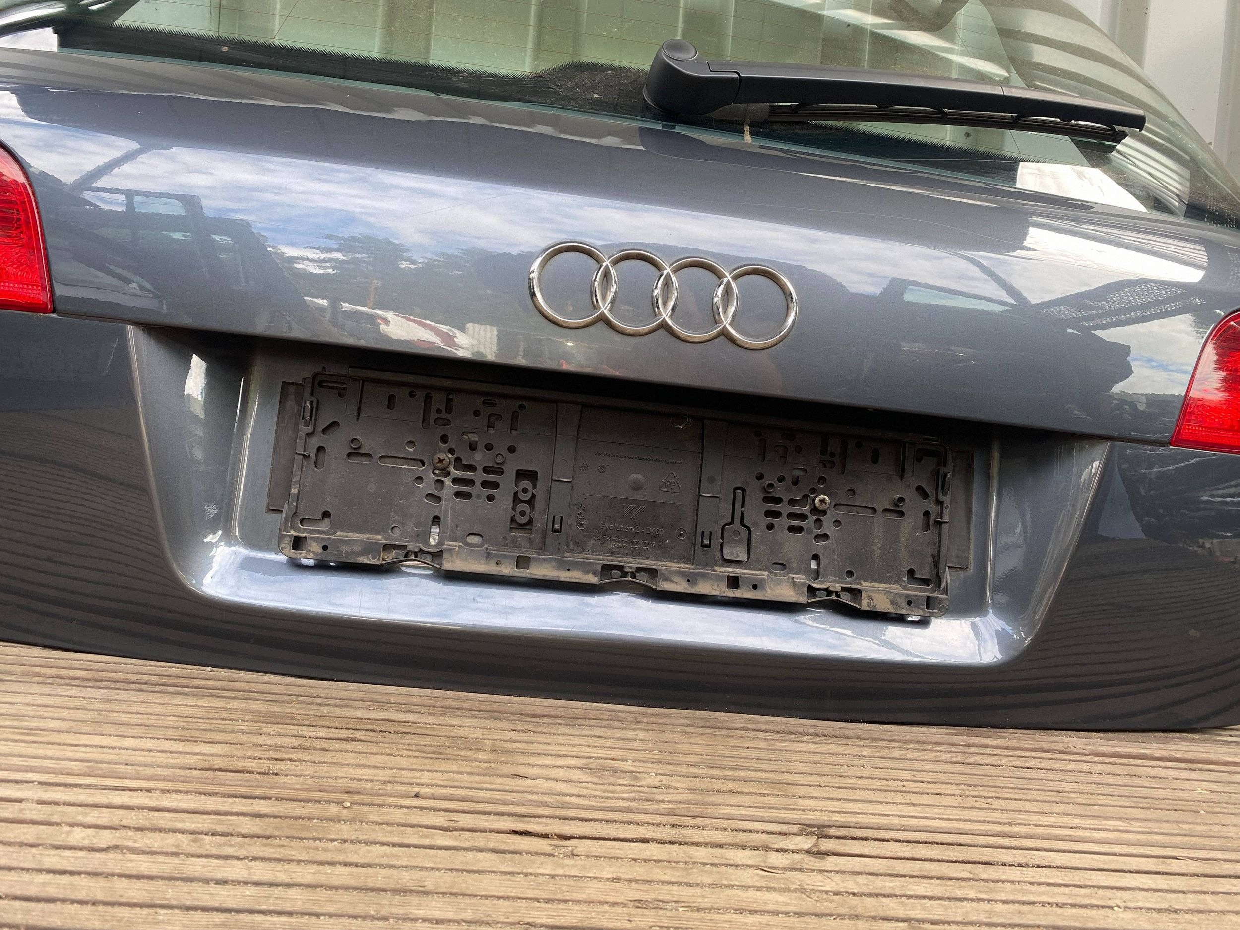 AUDI A4 B7 KOMBI complete trunk door boot rear part LX7Z grey