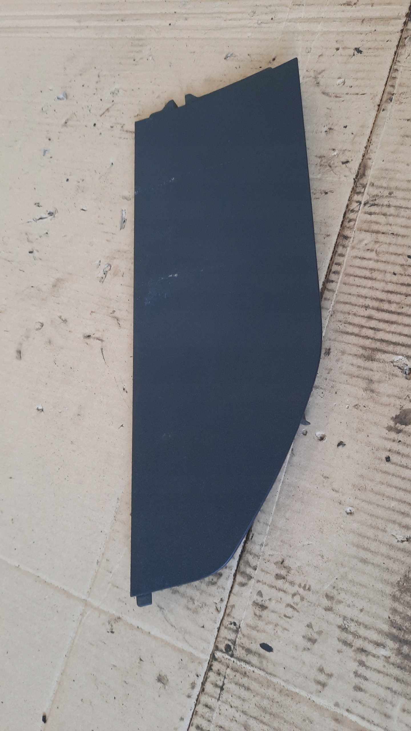 ЗАХИСТ ТУНЕЛЯ СЕРЕДНЬОГО VOLVO V601r 1284830