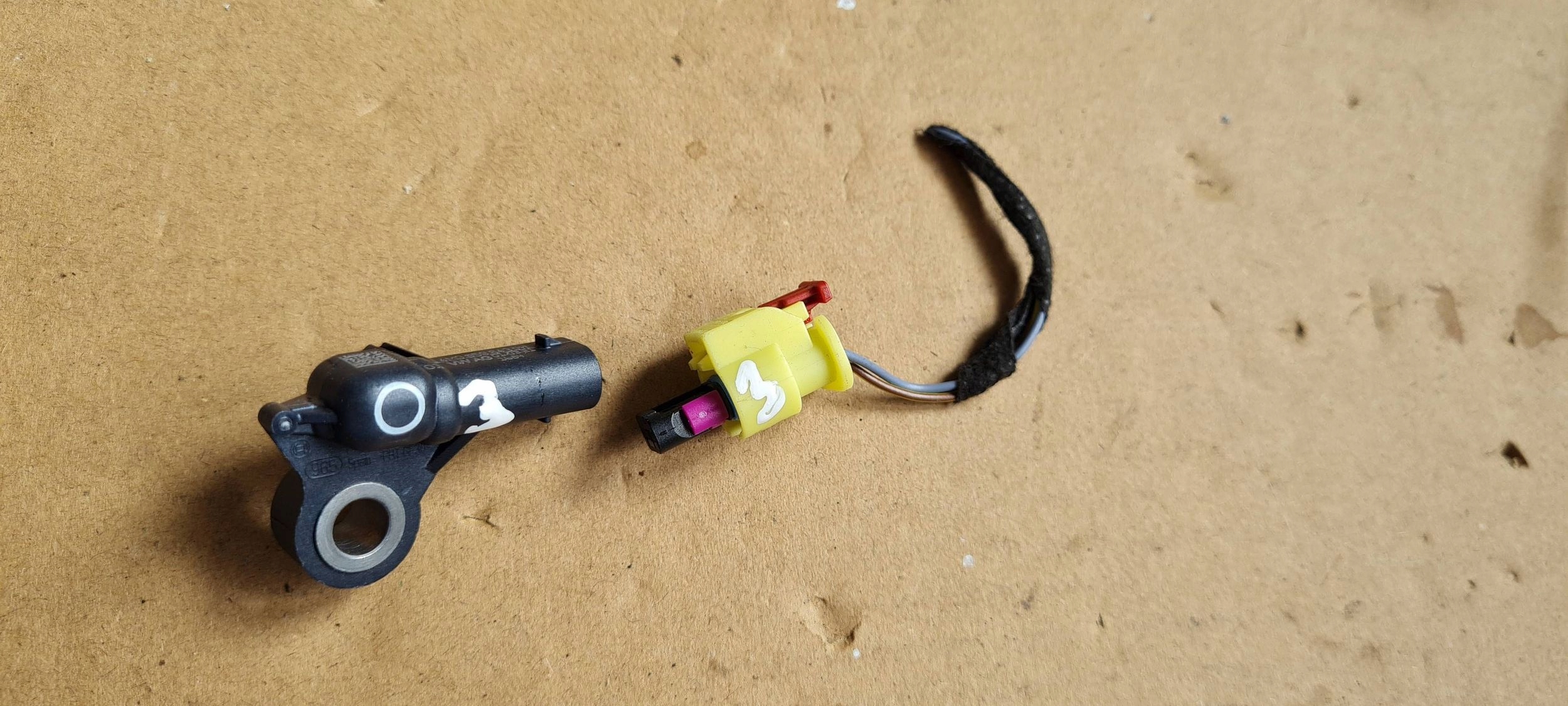 A5 8W S5 LIFT sensor UDERRZENIA impact connecting spoiler 4M0959643 A4 B9 Q7 4M