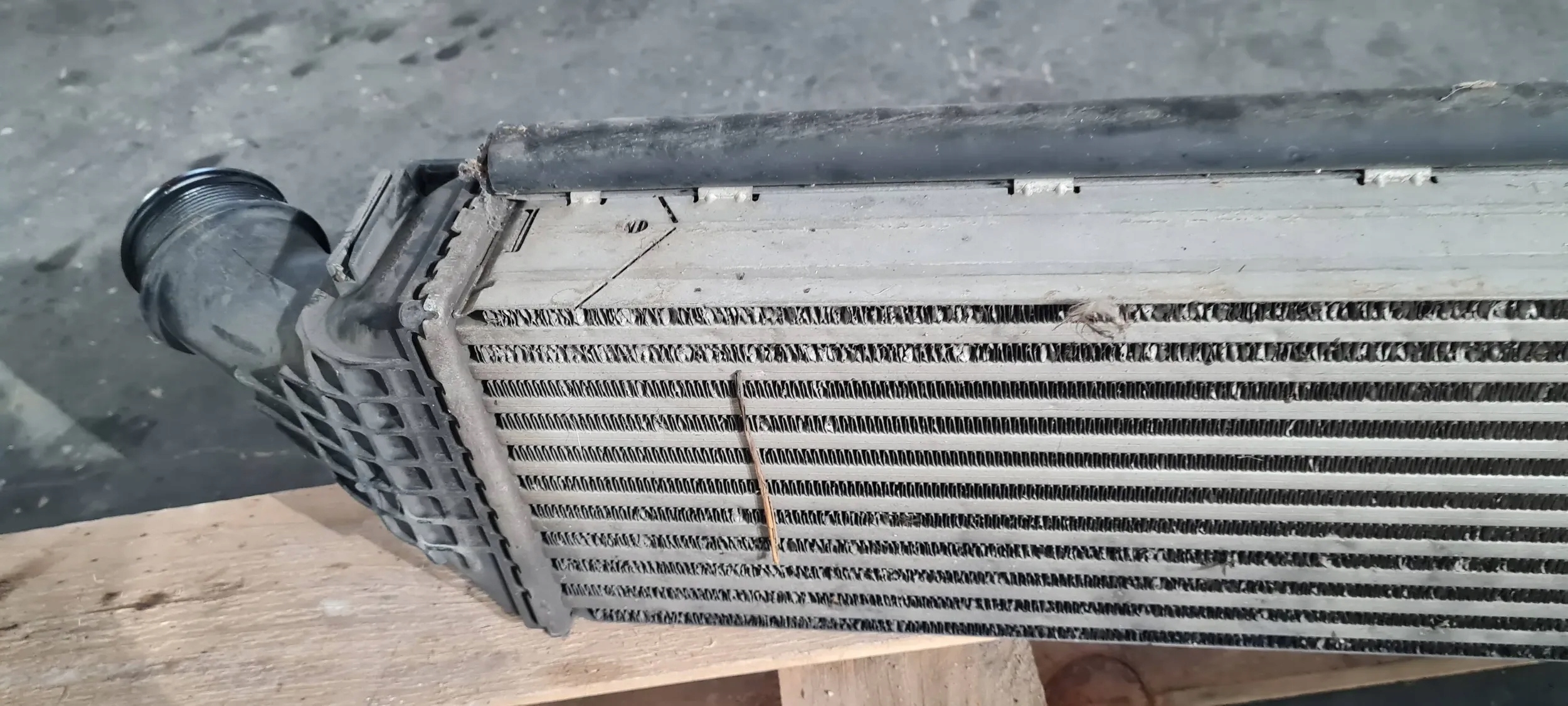 A6 C7 4G intercooler air 3.0 TDI CRT 4G0145805L