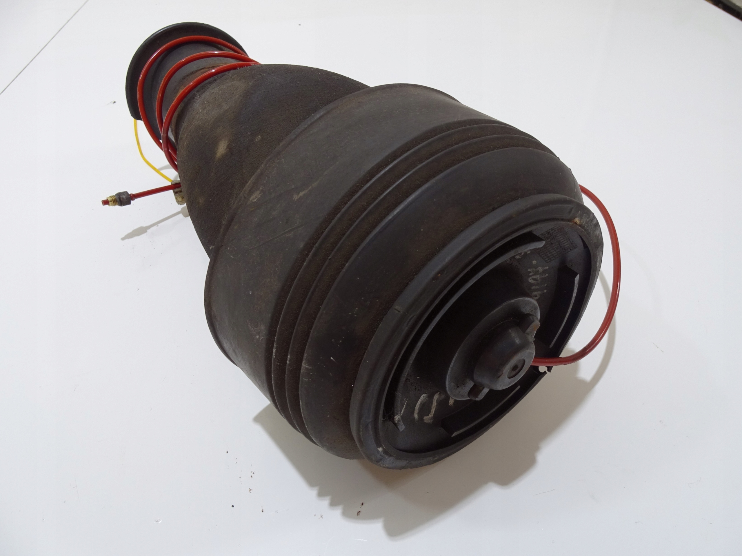 MIECH silent block NIVO left rear part BMW E61 OE (4642757)