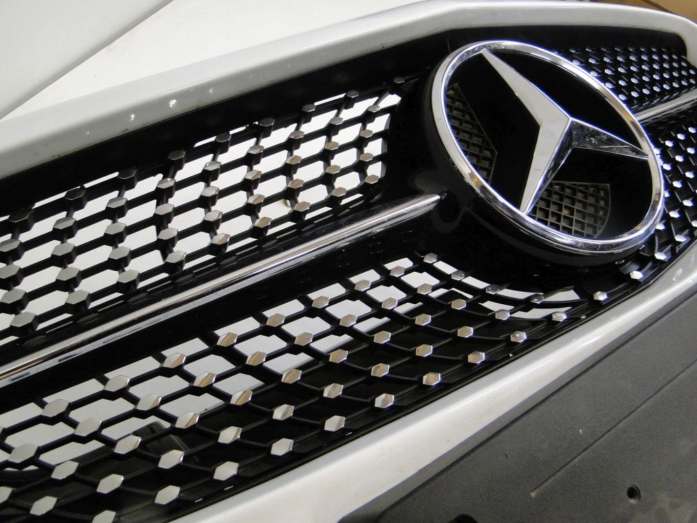 MERCEDES C KLASA W205 205 GRILL AMG ATRAPA DIAMENT Typ samochodu Samochody osobowe