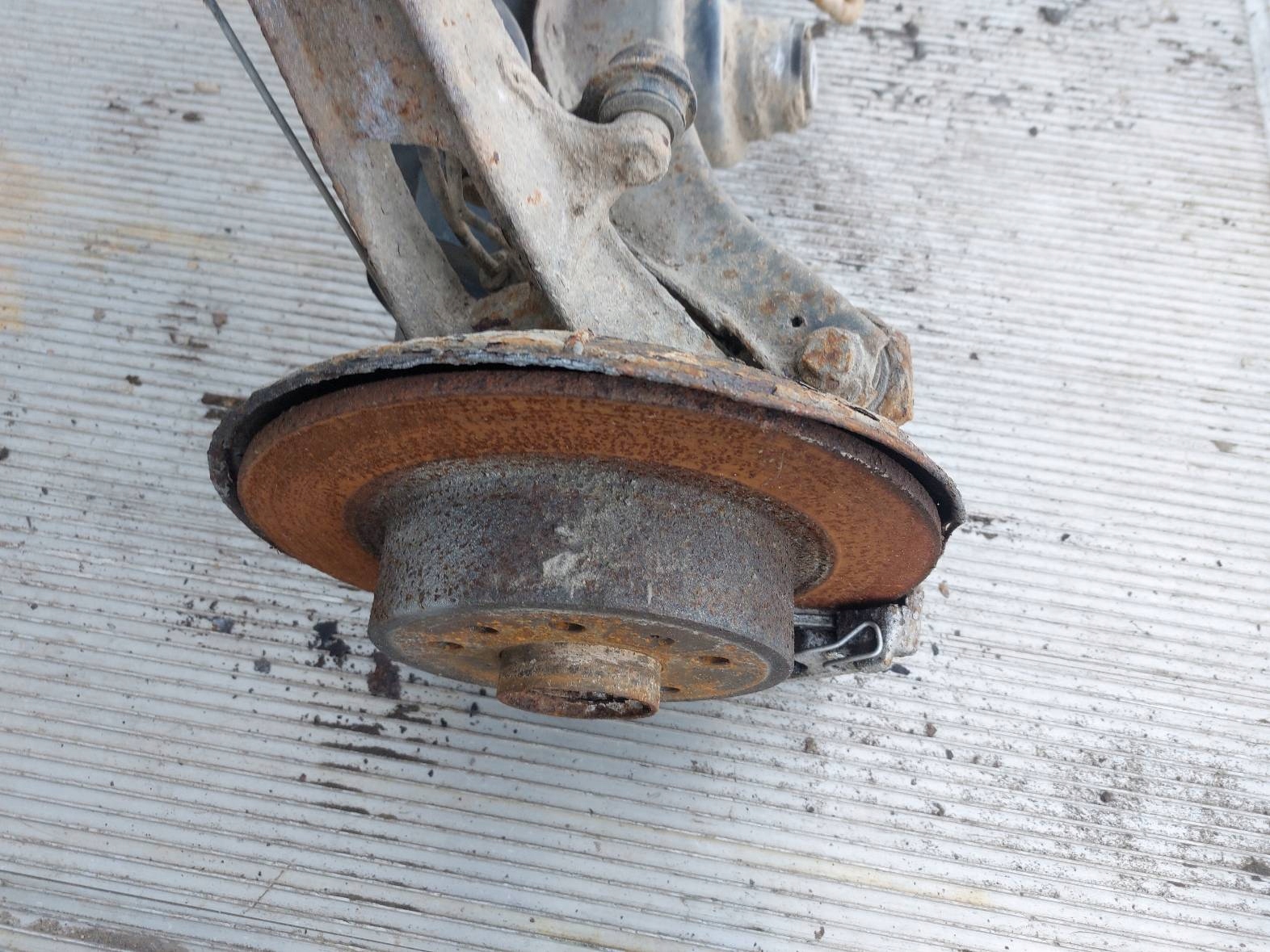 sider axis springing rear part discs SAAB 9-5 and KOMBI