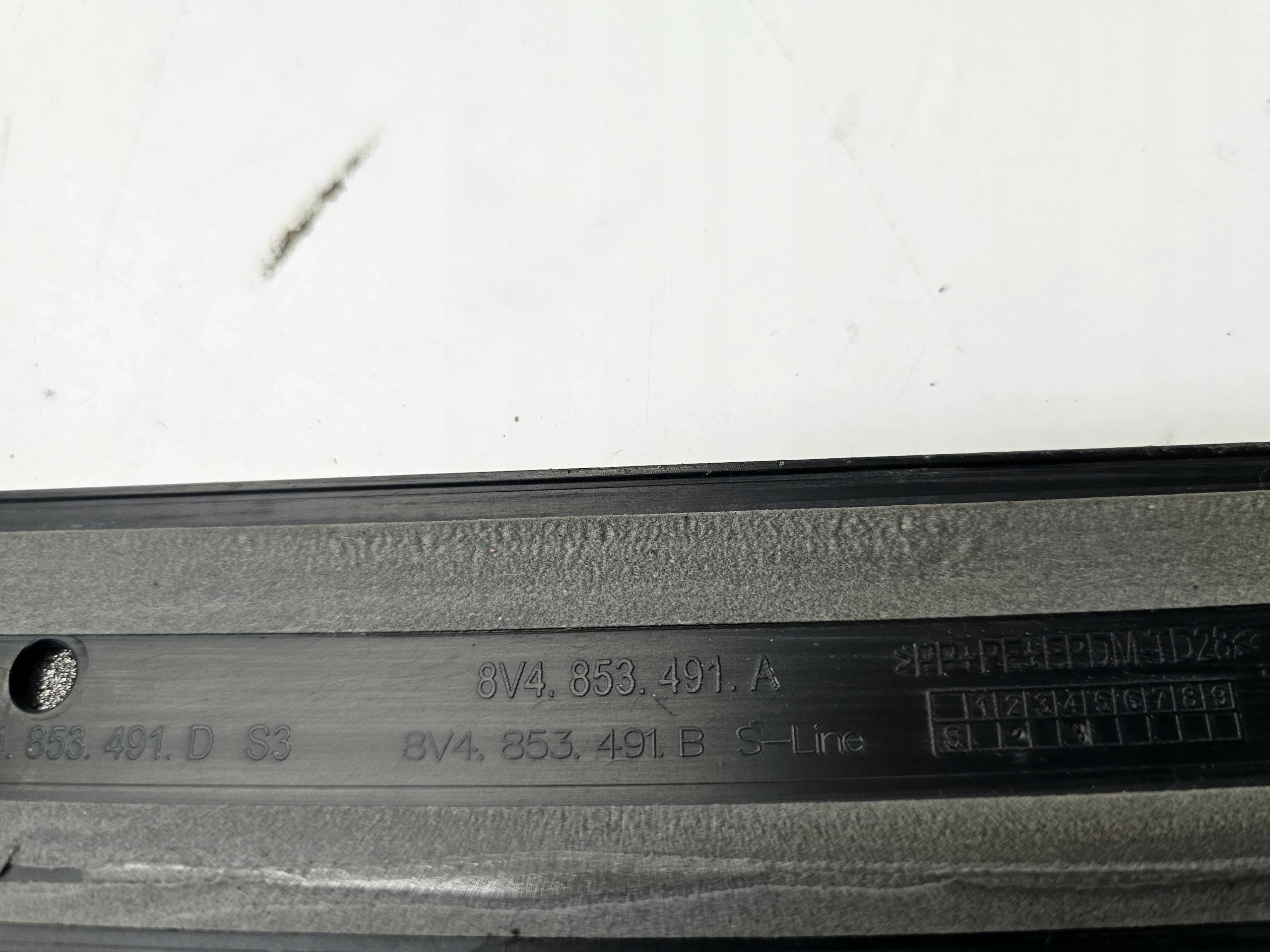 moulding threshold left or right AUDI A3 8V4 8V4853491A
