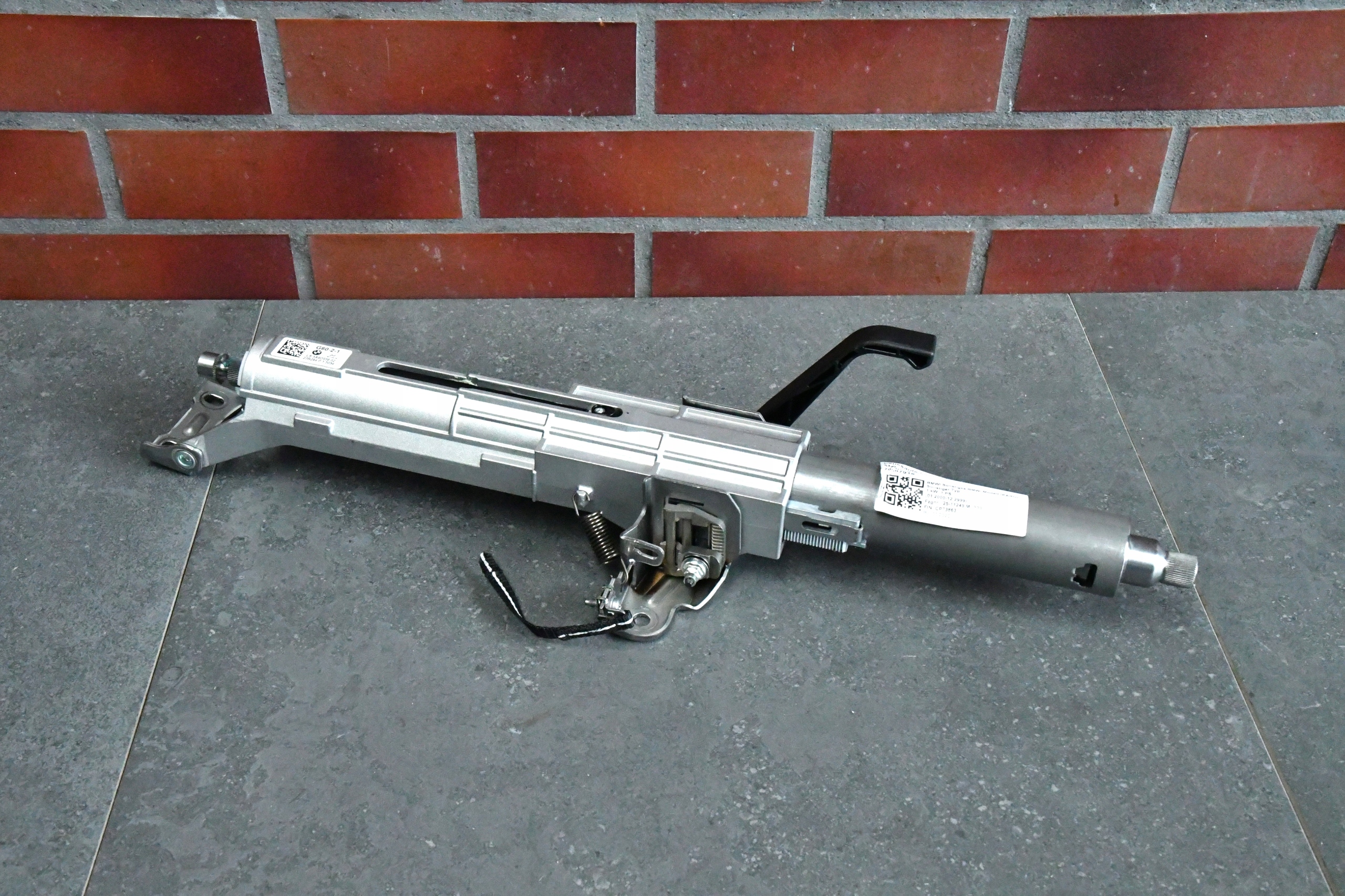 steering wheel rod BMW 5 G60 G61 4570km