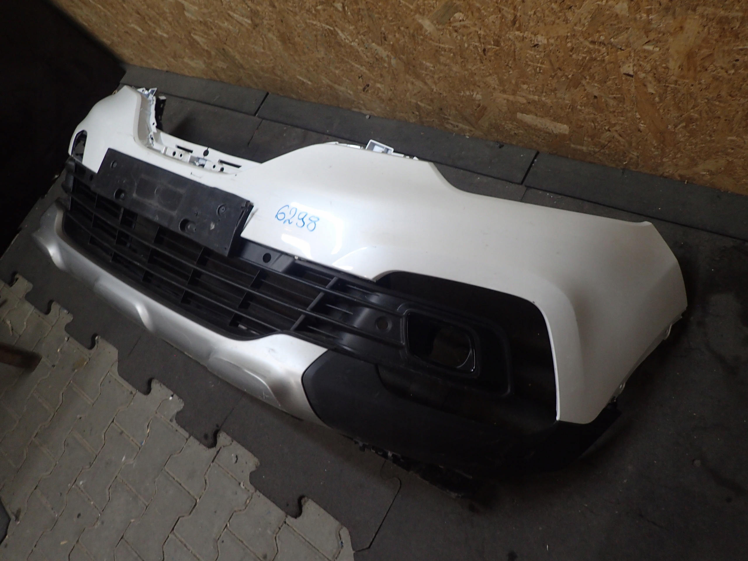 nárazník předek RENAULT CAPTUR LIFT