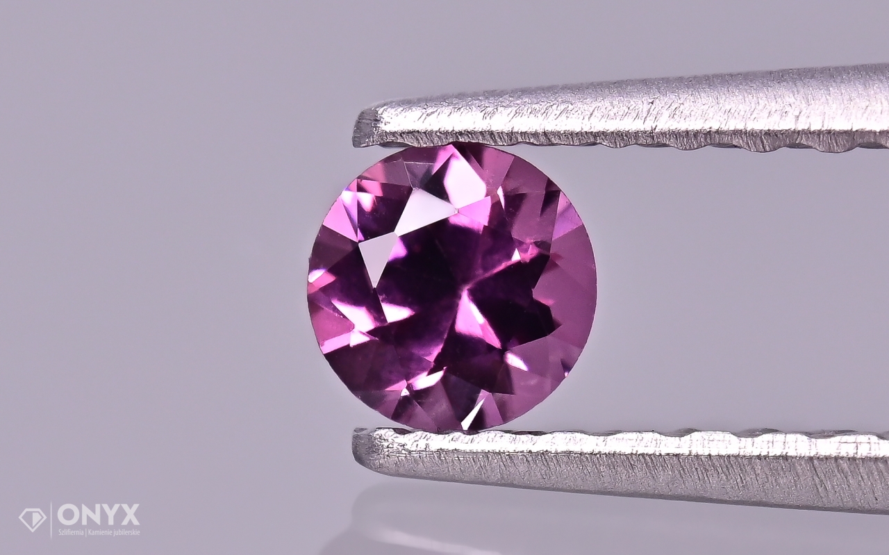 Spinel fazetovaný kulatý fi 3,5 mm