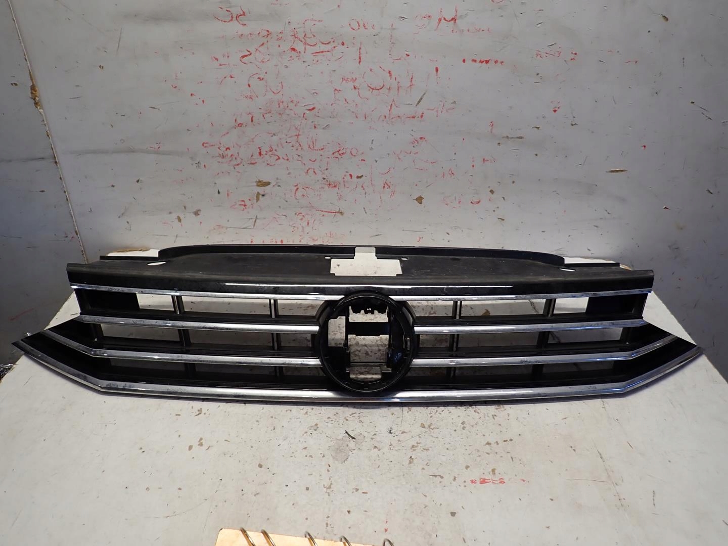 grille VW PASSAT B8 LIFT 2019 3G0853651DJ
