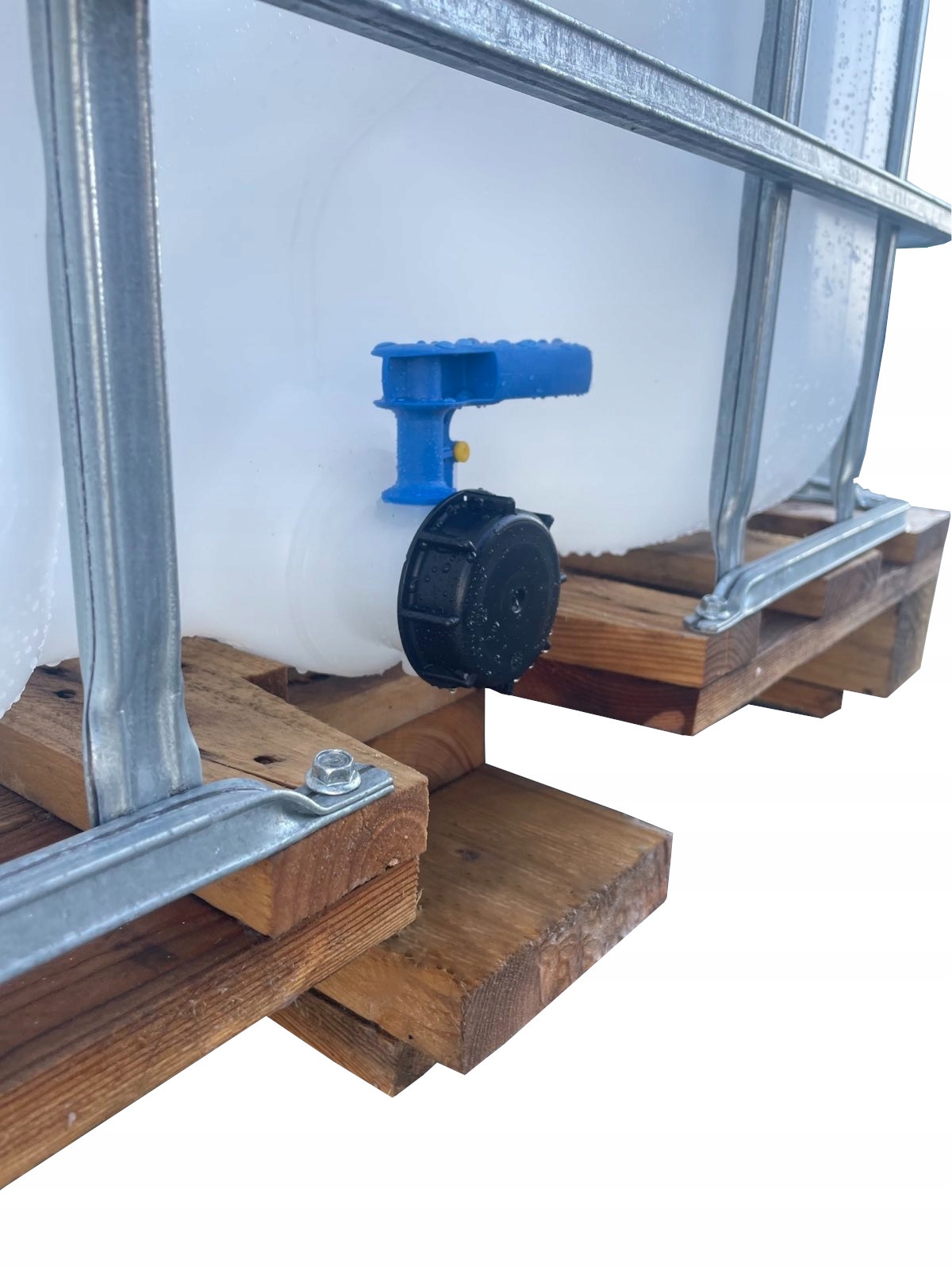 Zbiornik Kontener IBC 1000L na wodę Mauser Mauzer Materiał plastik