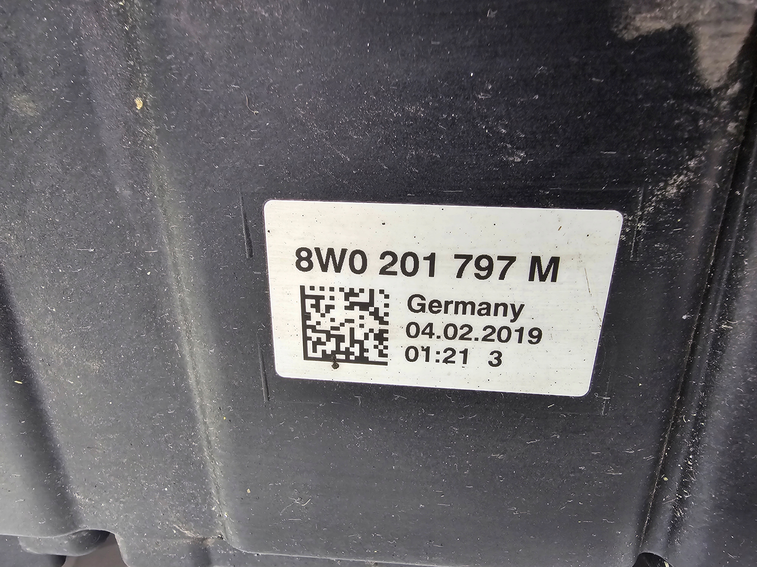 фильтр угольный Audi A4 B9 A5 8W 8W0201797M