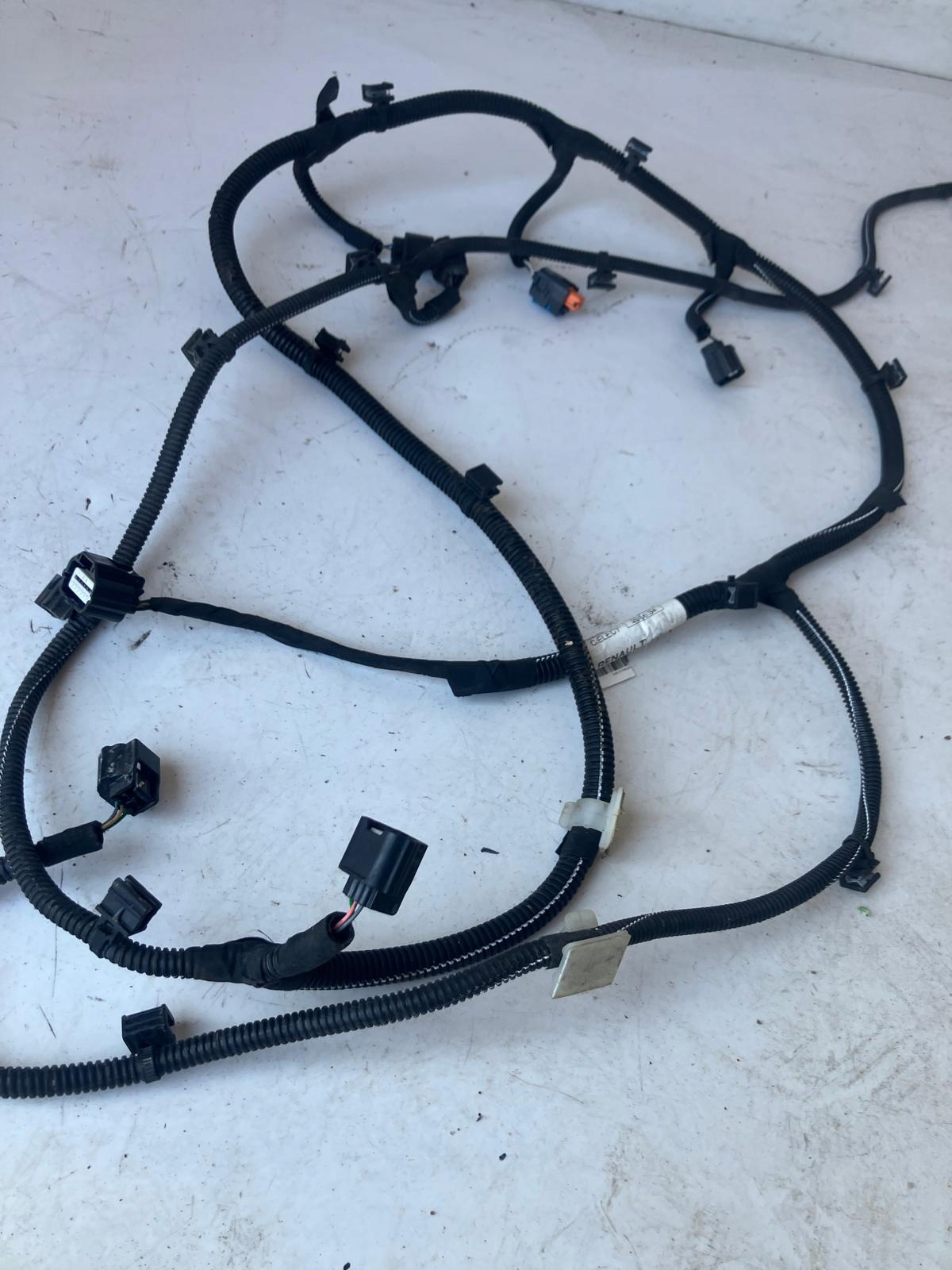 bundle of a bumper rear part RENAULT CLIO V below 4 PDC 240157082R