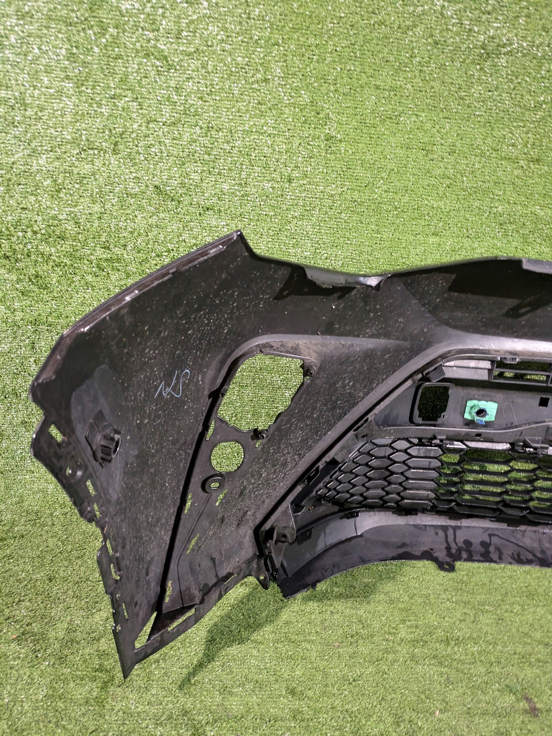 Frontstoßstange vorne TOYOTA C-HR LIFT NR.8021