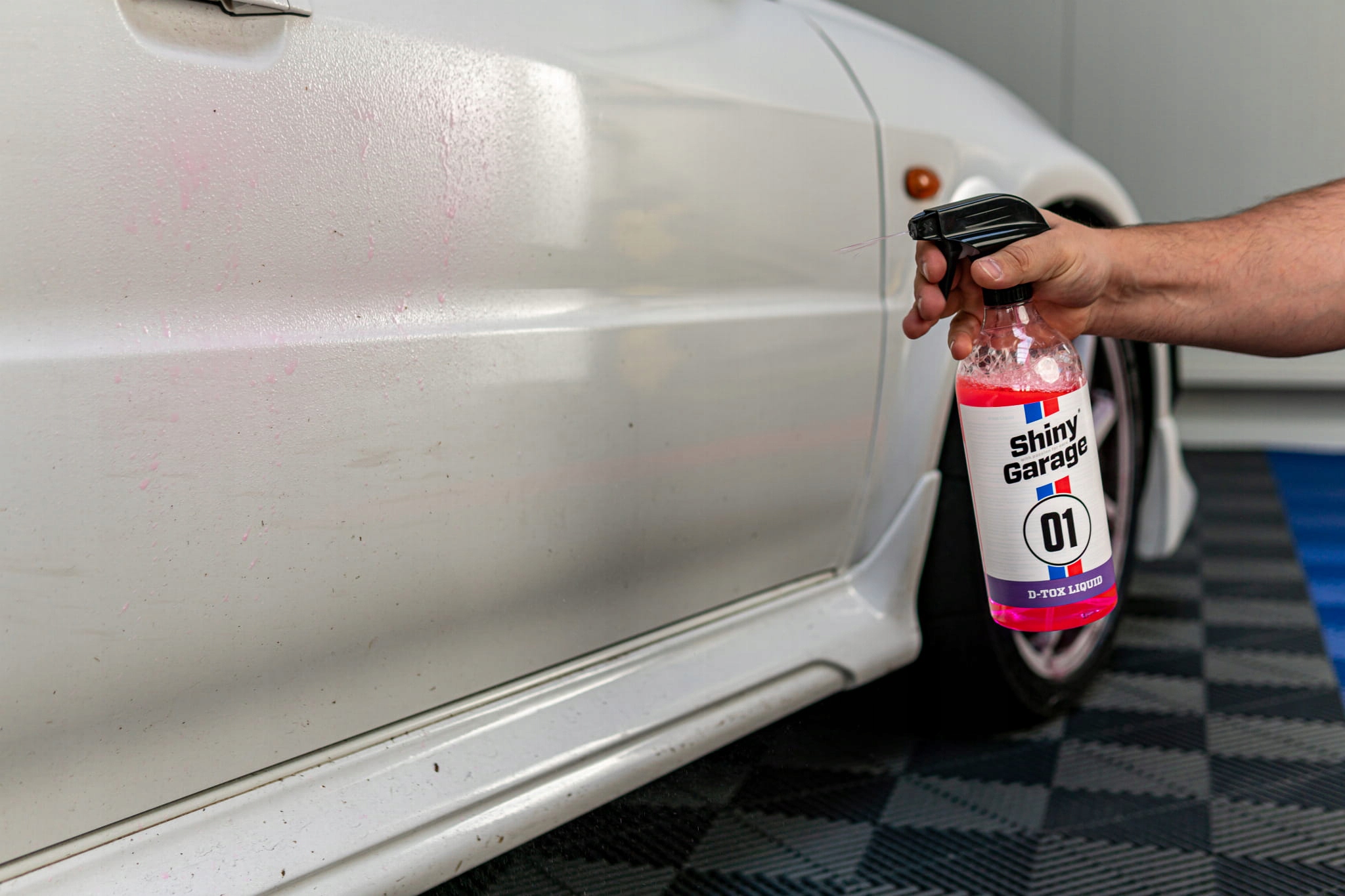 SHINY GARAGE - D-TOX LIQUID - PŁYNNY DEIRONIZER 1L Stan opakowania oryginalne