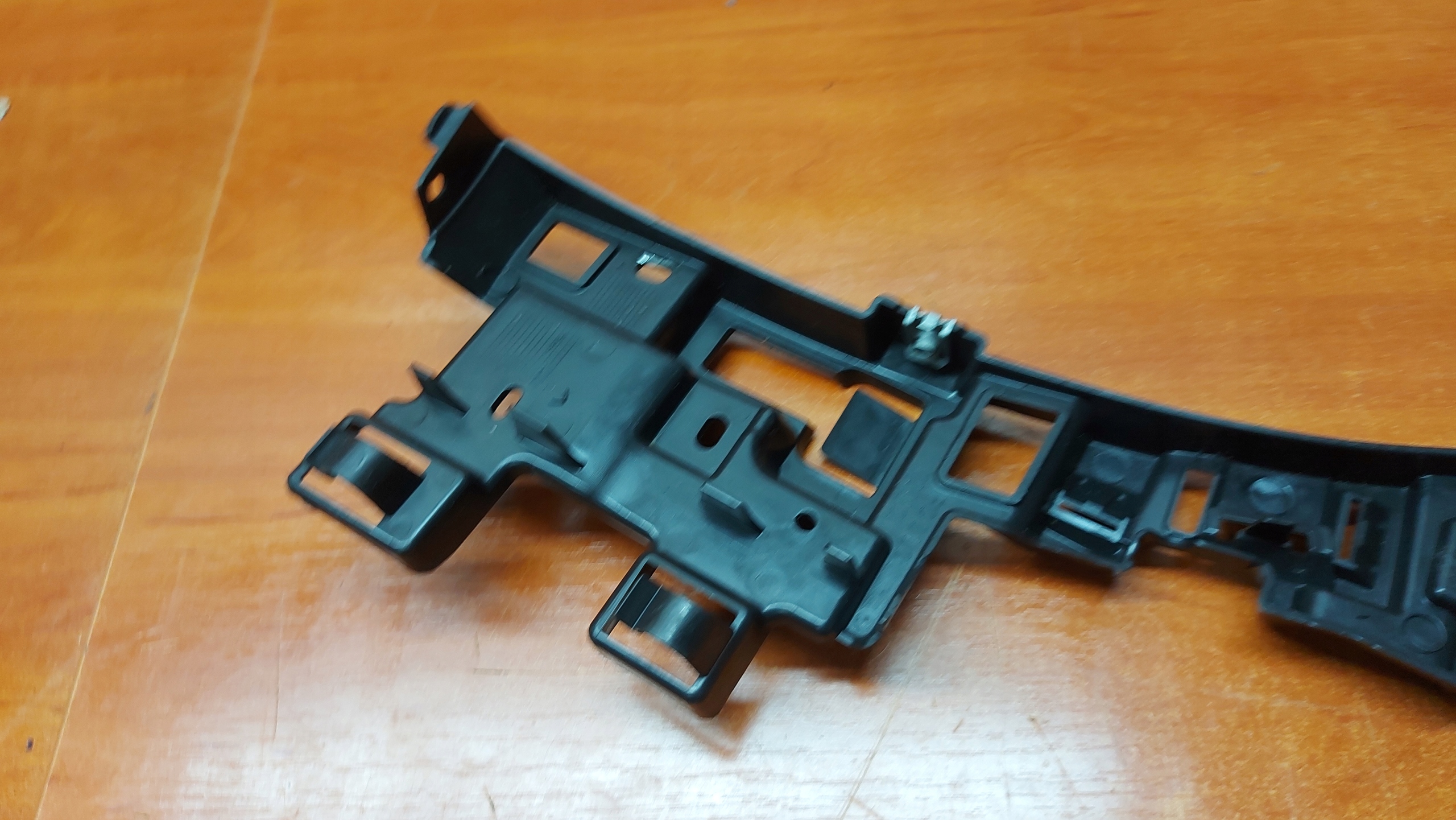 bumper bracket left front front TOYOTA PROACE CITY 19- RIFTER OPEL COMBO