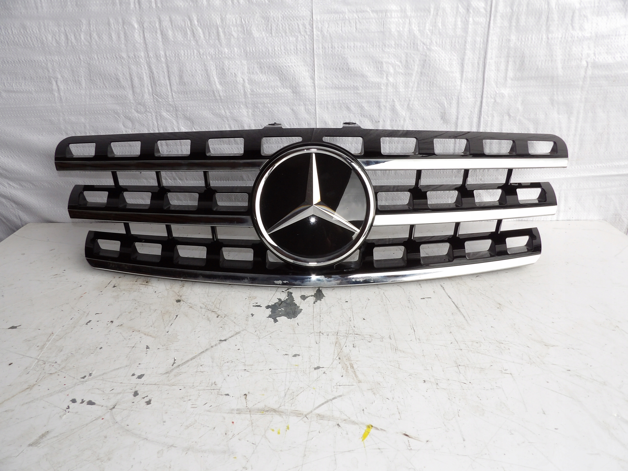 ATRAPA MERCEDES A1648801985 ML W164 AMG