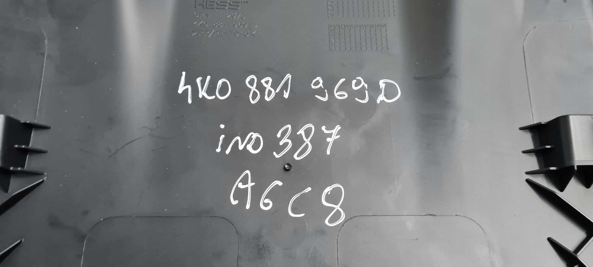 A6 C8 4K OPARCIE PLECY seat left right front SLINE 4K0881969D A7 4K