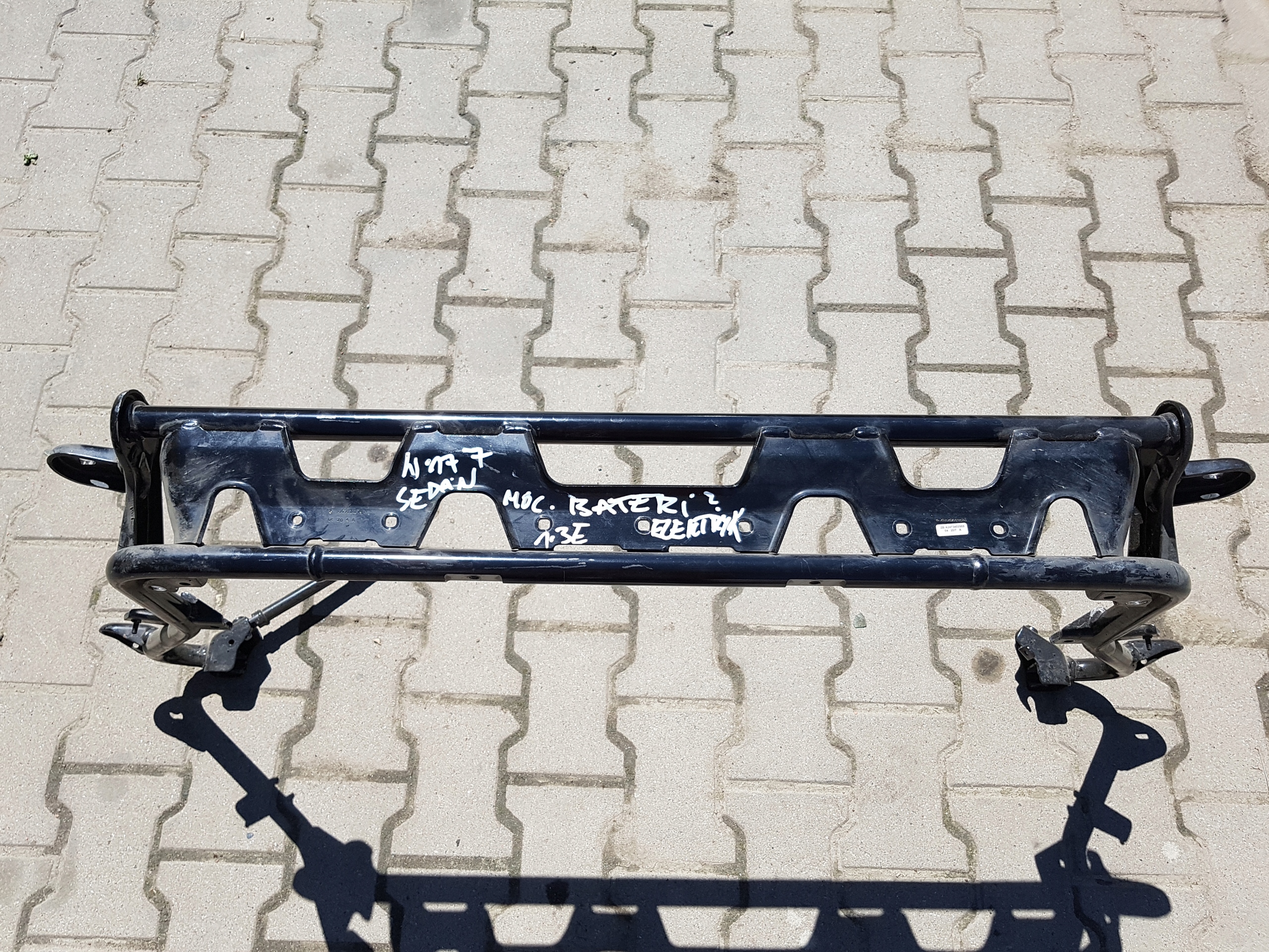 MERCEDES W177 1.3 Hybryd Support plaque baterii
