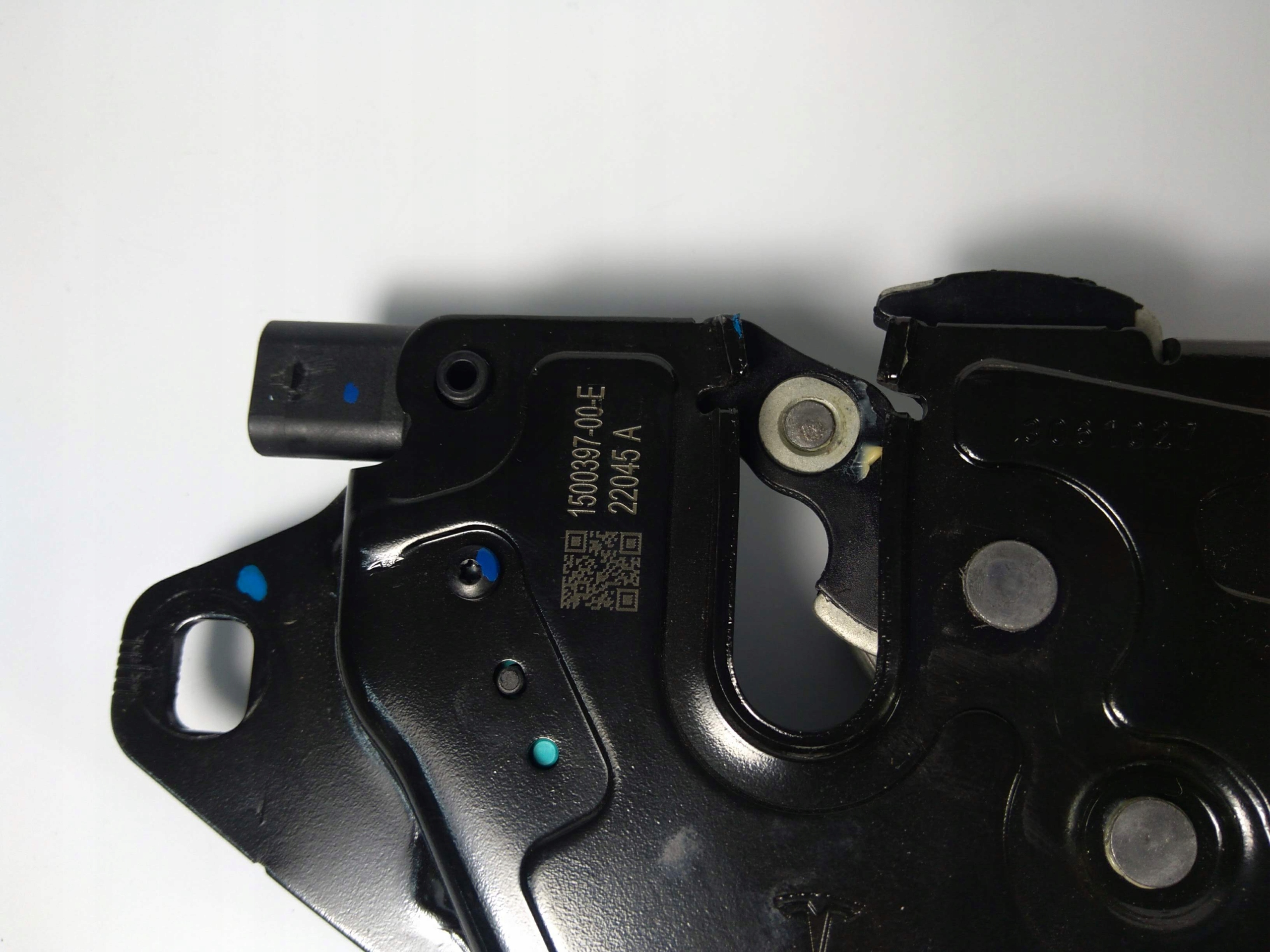 Tesla Model 3 bonnet latch lock 2021+